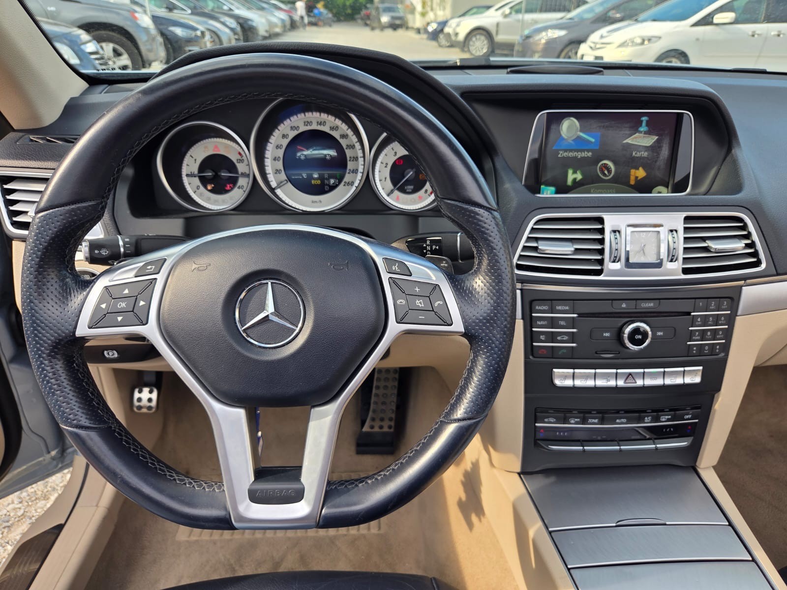 MERCEDES-BENZ E 320 Sport Edition 7G-Tronic-image-13