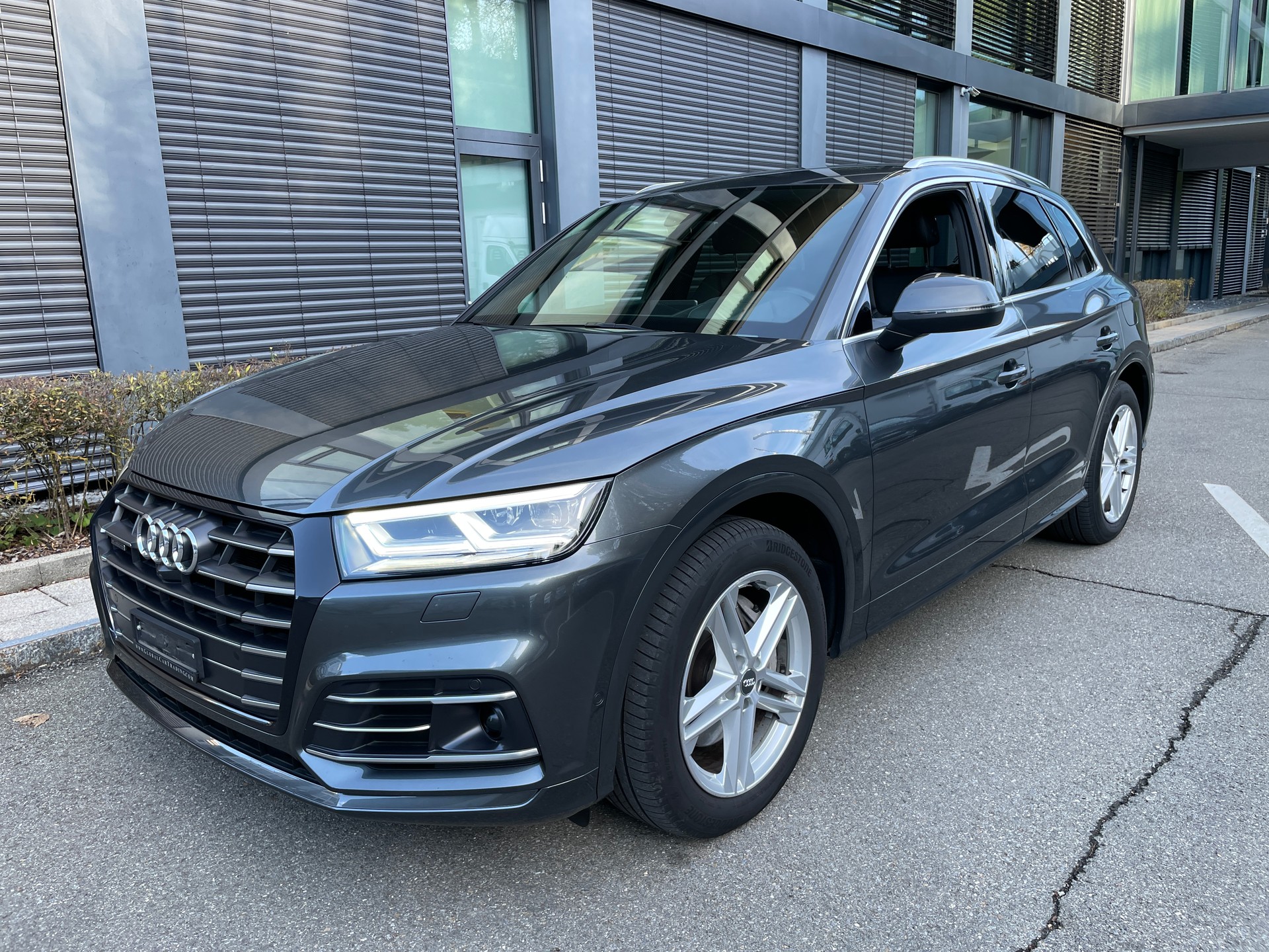 AUDI Q5 55 TFSI e sport quattro-image-0