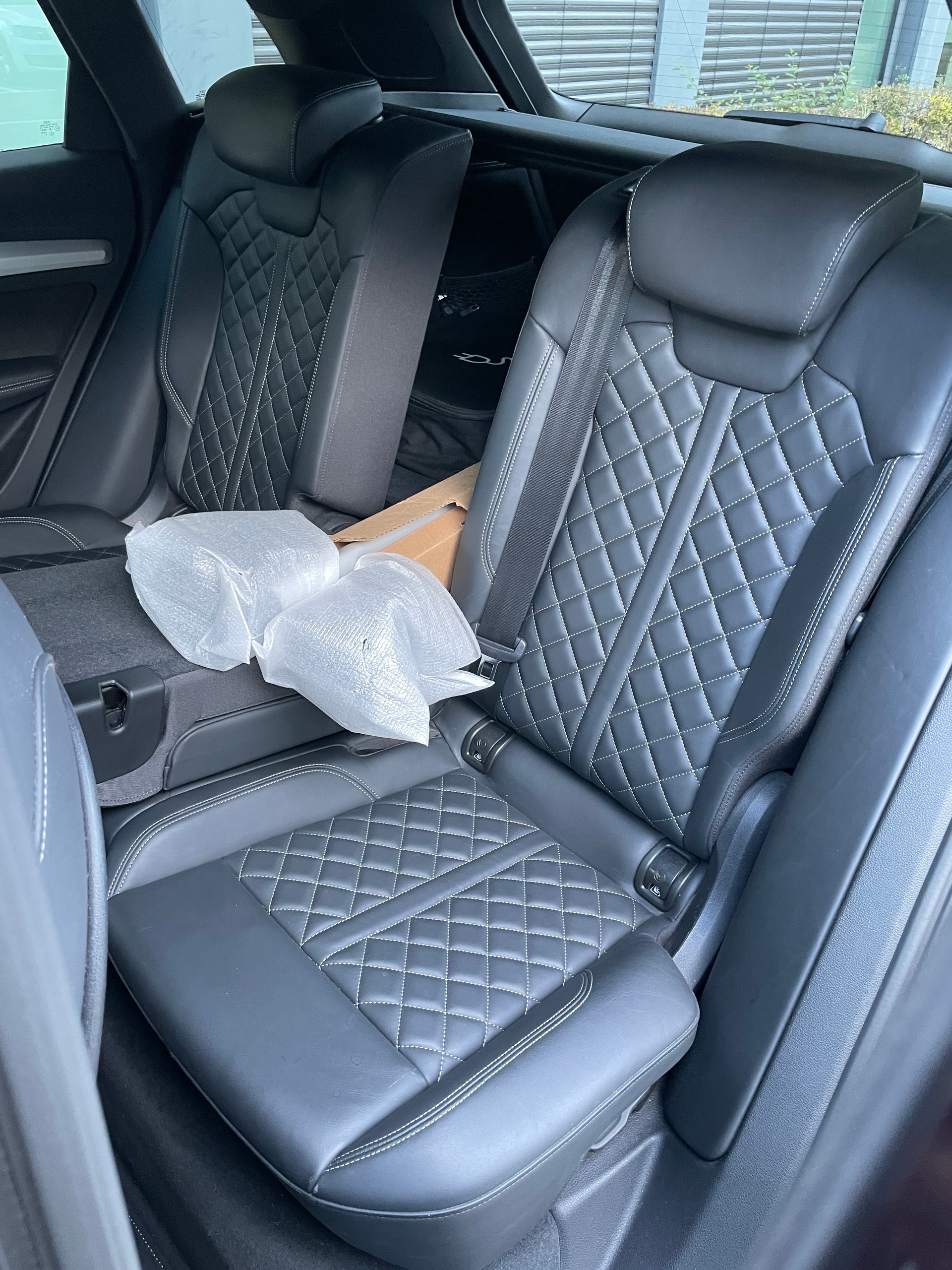 AUDI Q5 55 TFSI e sport quattro-image-12