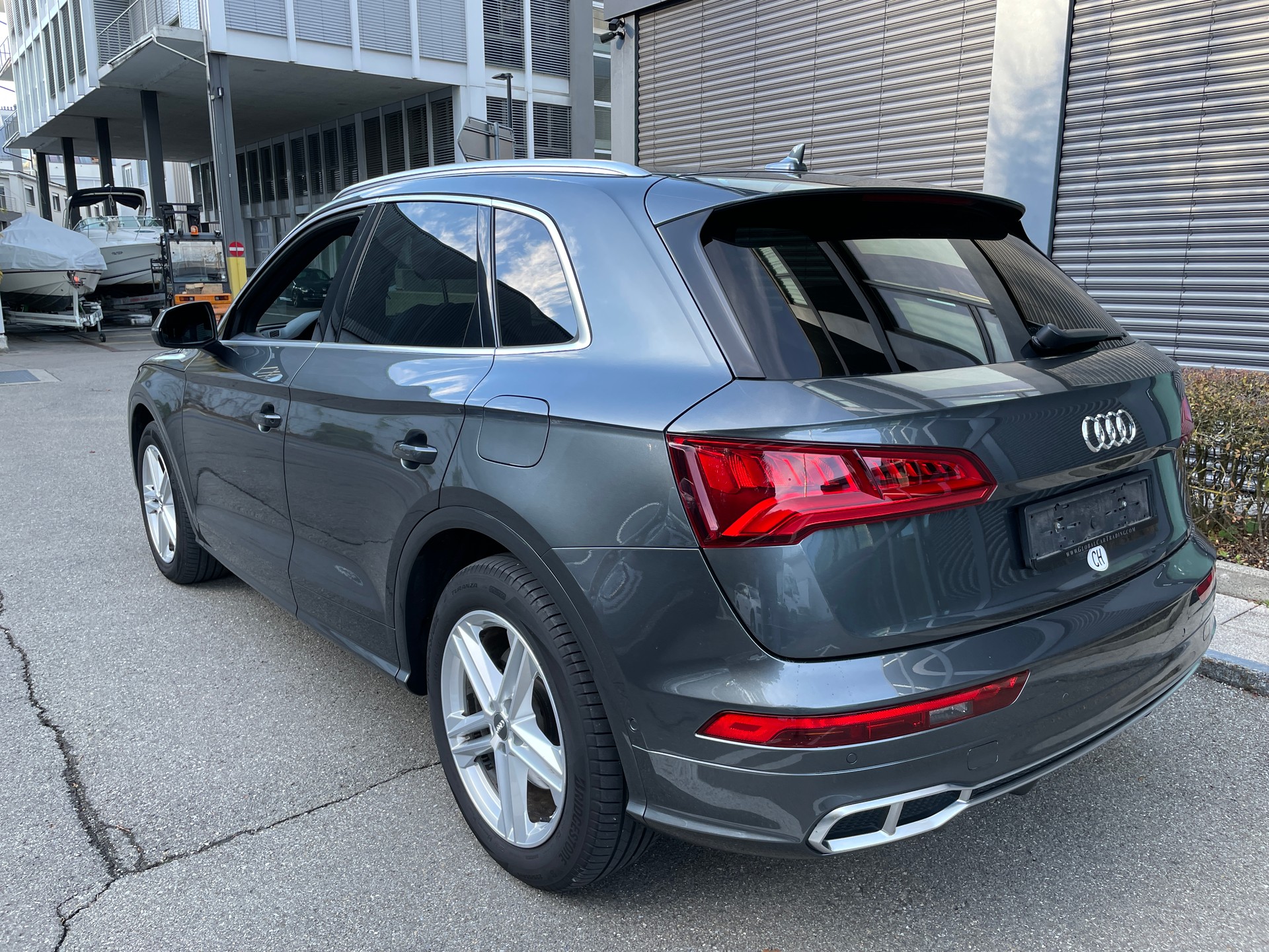 AUDI Q5 55 TFSI e sport quattro-image-6