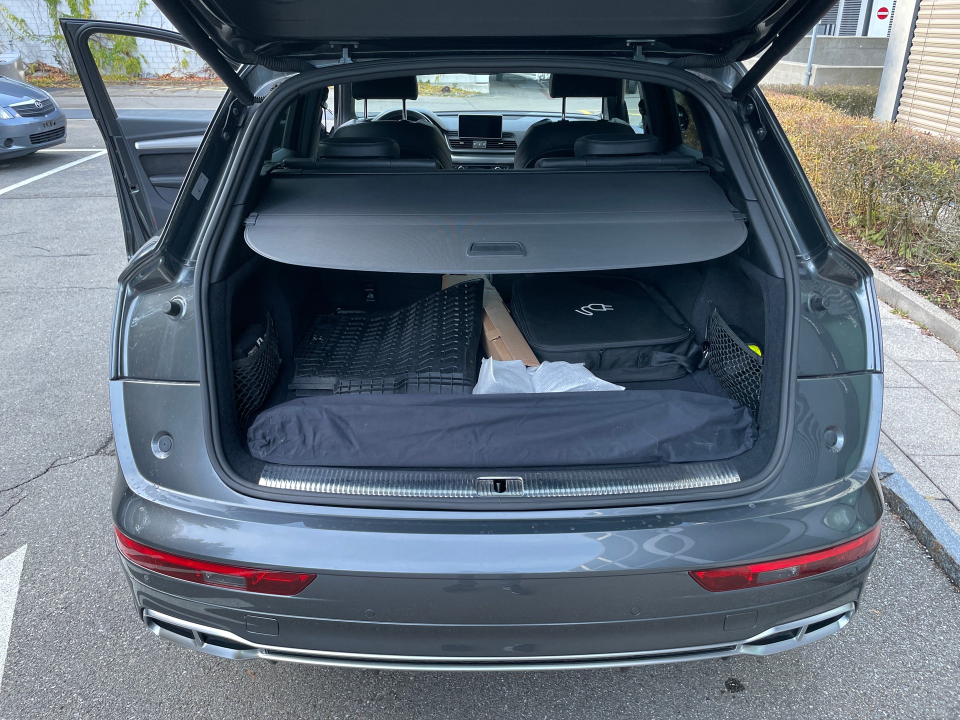 AUDI Q5 55 TFSI e sport quattro-image-5
