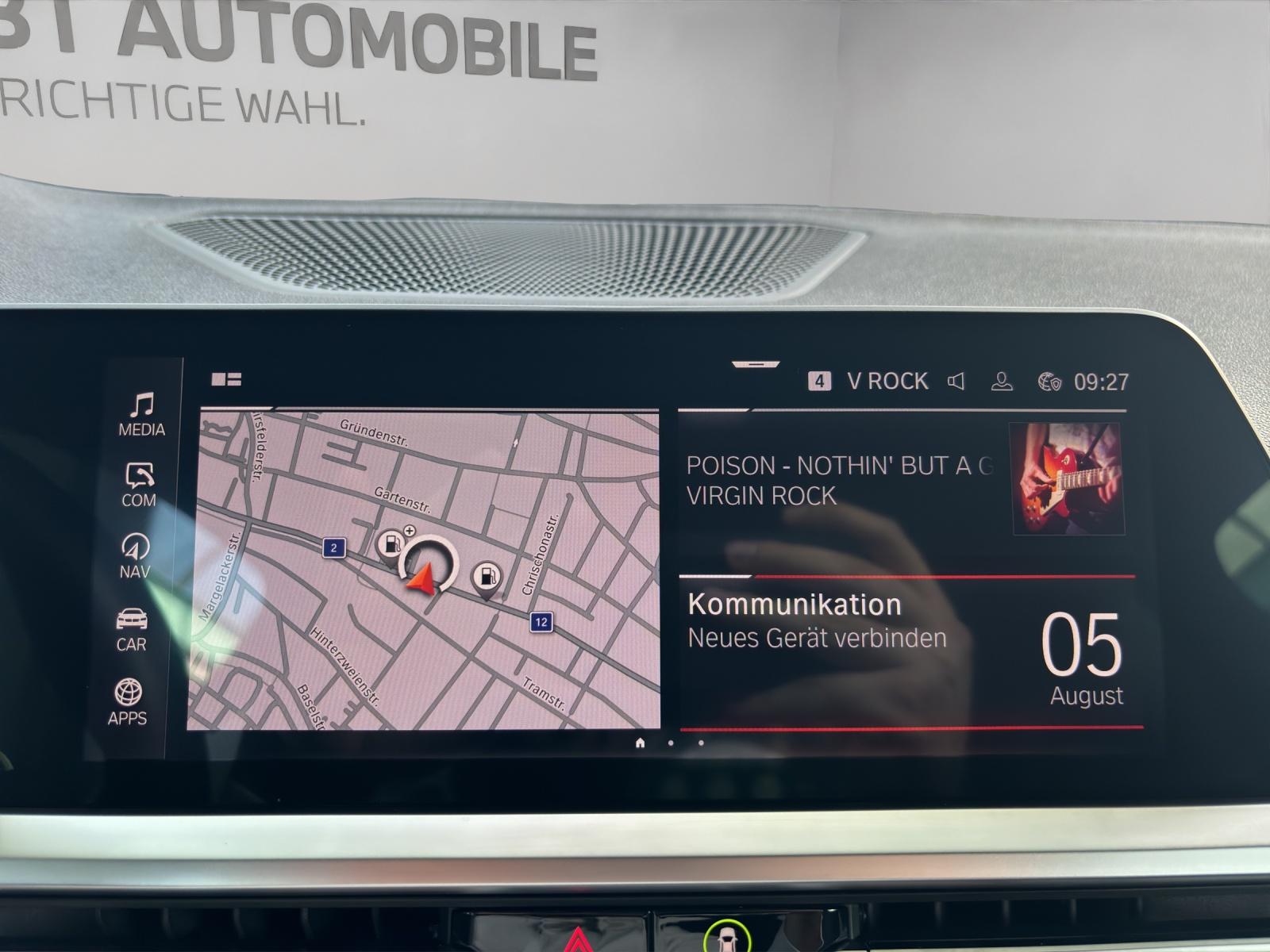 BMW M240i xDrive Coupé-image-12