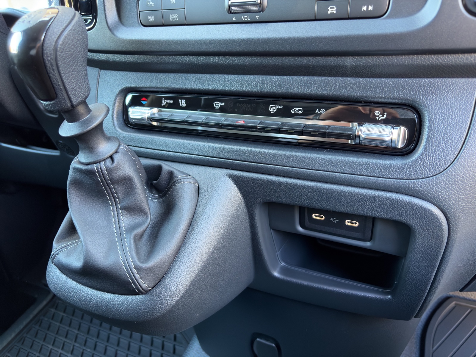 MERCEDES-BENZ Vito 110 CDI Kompakt Base Entry-image-10