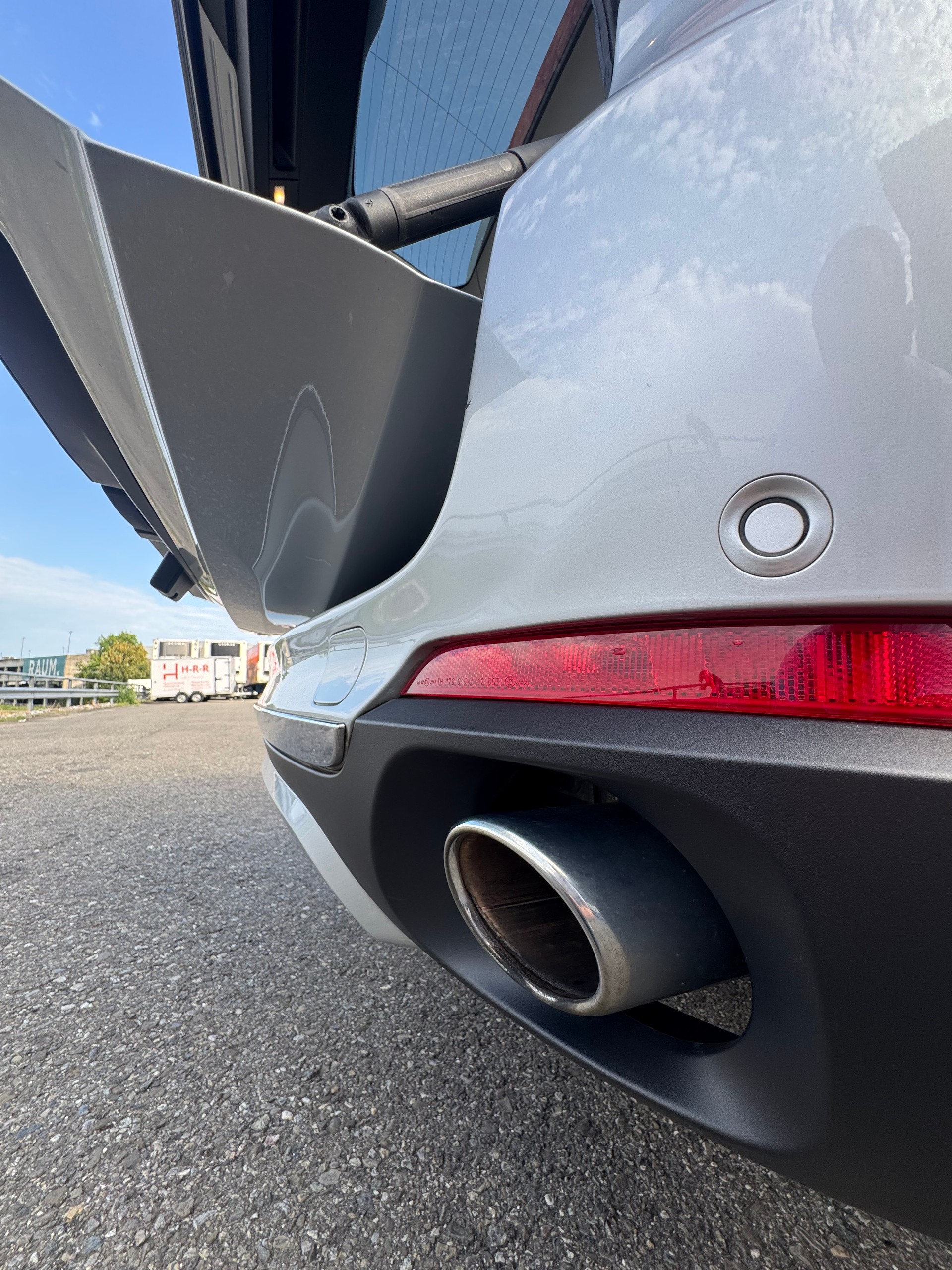 BMW 30d xDrive-image-12