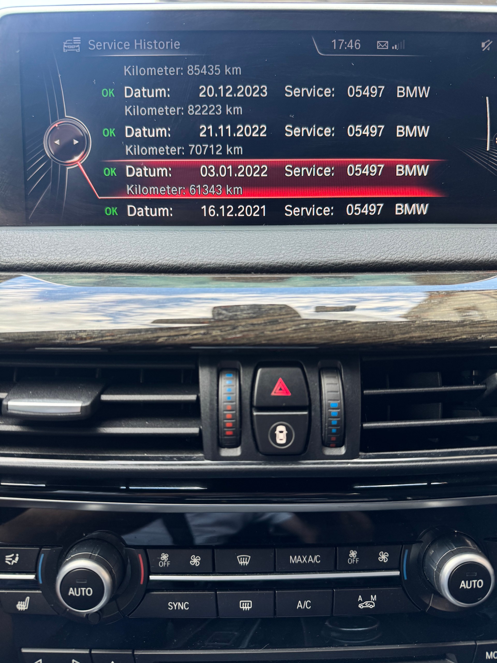 BMW 30d xDrive-image-19