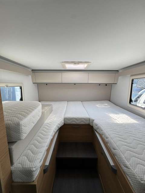 ADRIA CORAL AXESS 600 SL-image-10