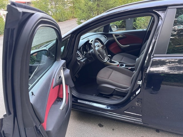 OPEL Astra SportsTourer 1.4i 16V Turbo Enjoy-image-11