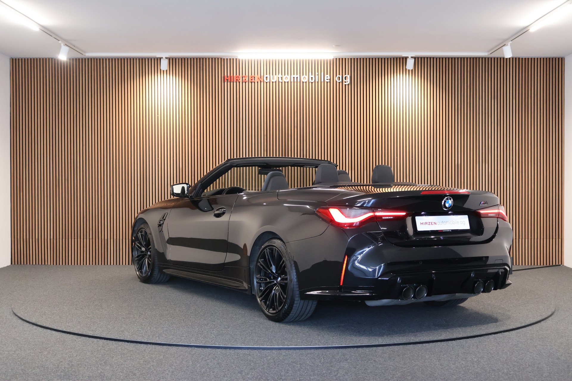 BMW M4 Cabrio Competition M xDrive-image-4