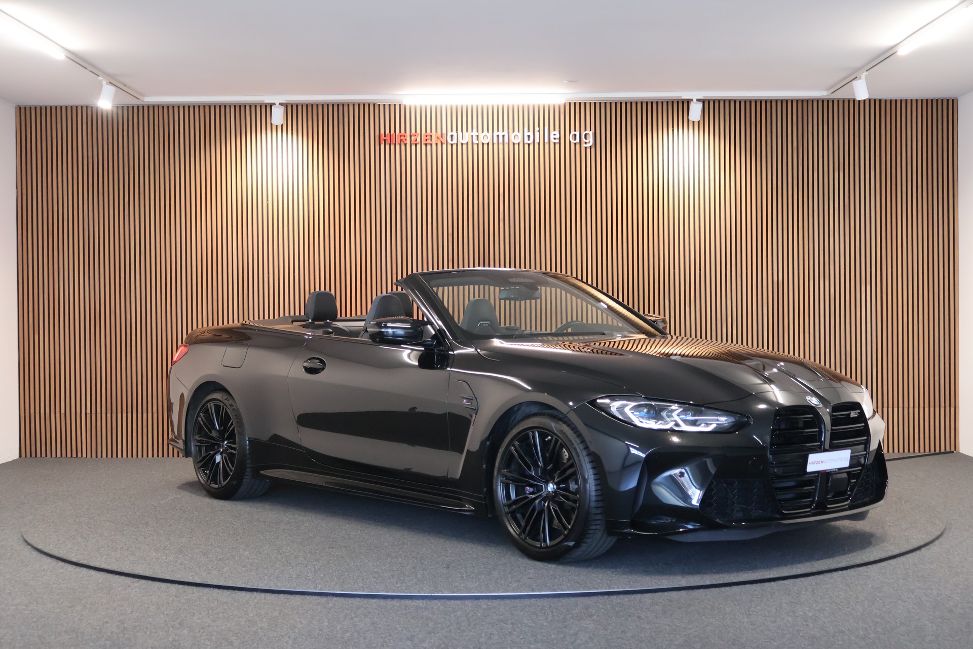 BMW M4 Cabrio Competition M xDrive-image-10