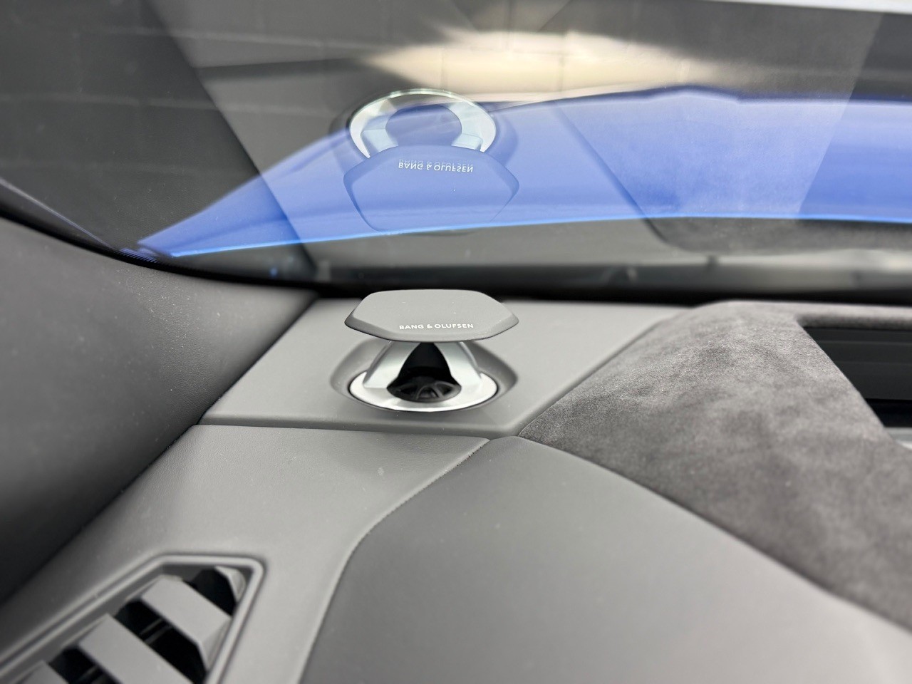 LAMBORGHINI Urus E-Gear | Akrapovic | Full Carbon | Panorama Dach | Lambo Garantie-image-26