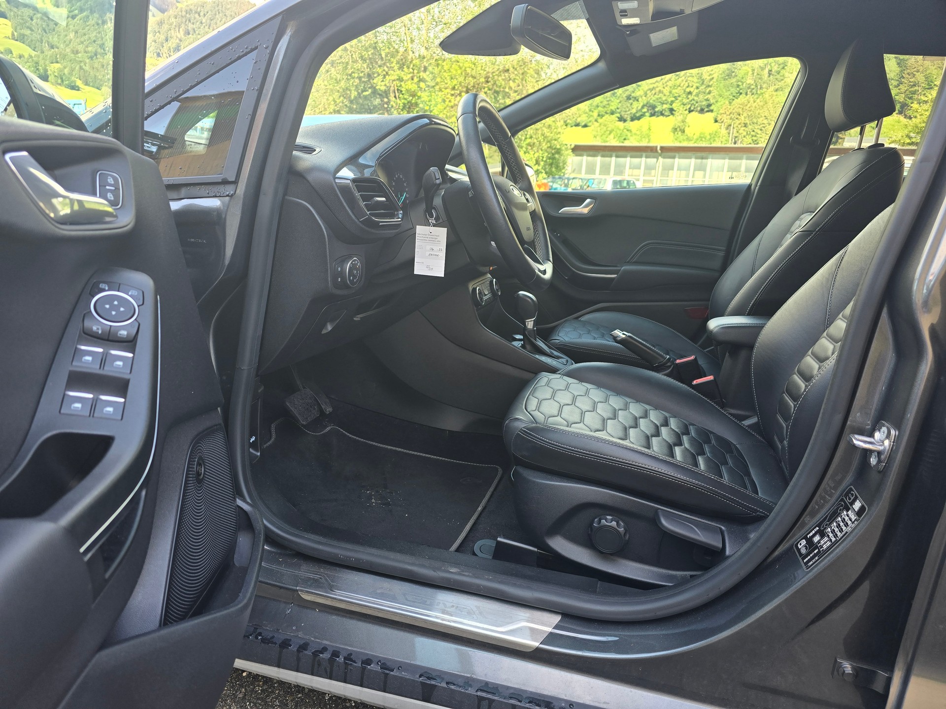 FORD Fiesta 1.0 SCTi Active+ Automat-image-9