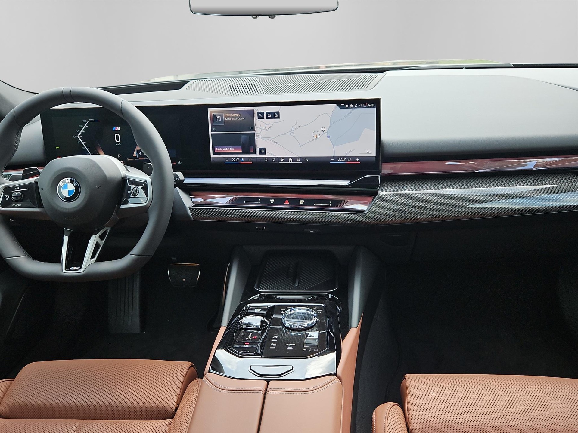 BMW 540d xDrive Touring-image-14