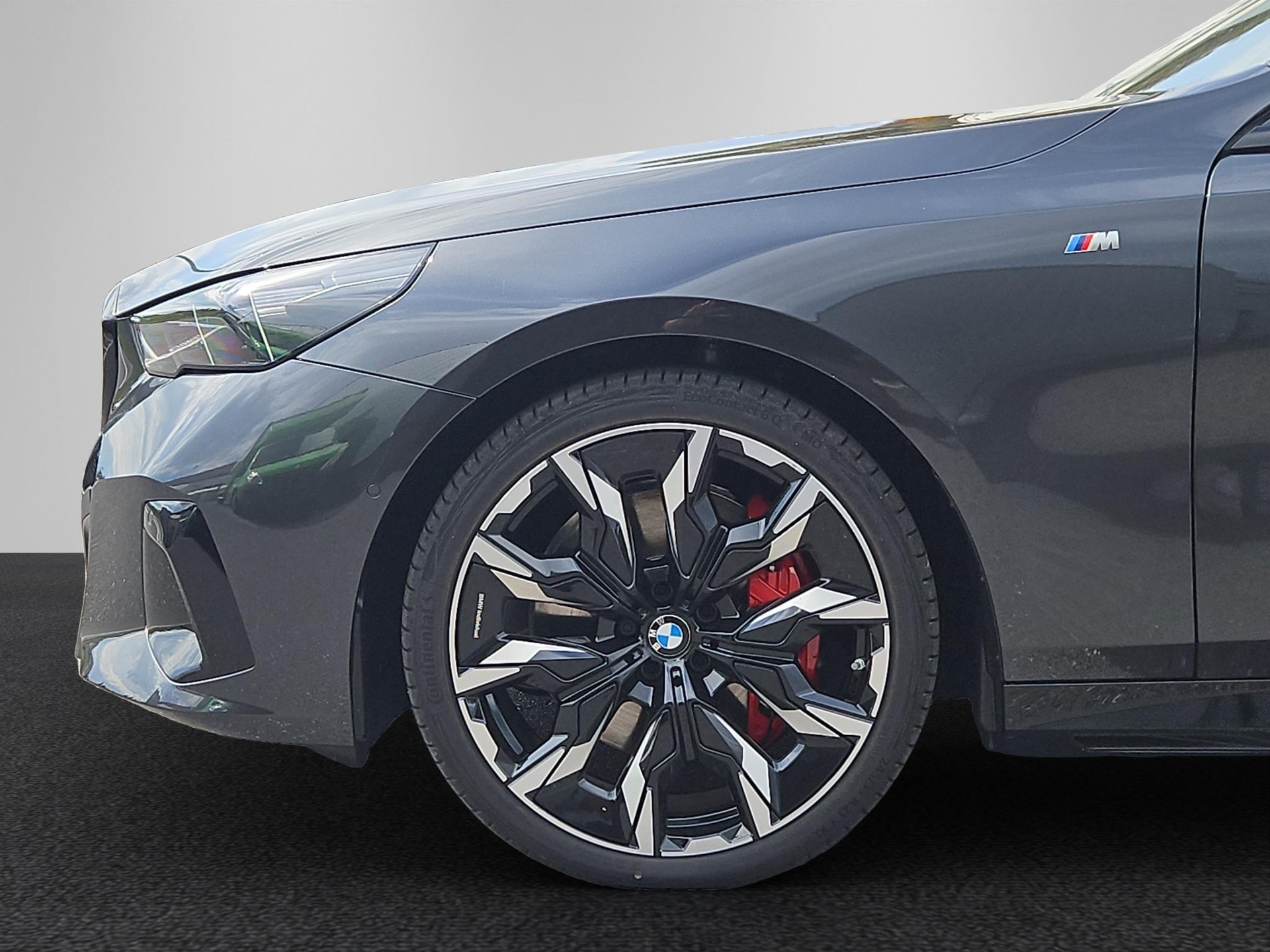 BMW 540d xDrive Touring-image-9
