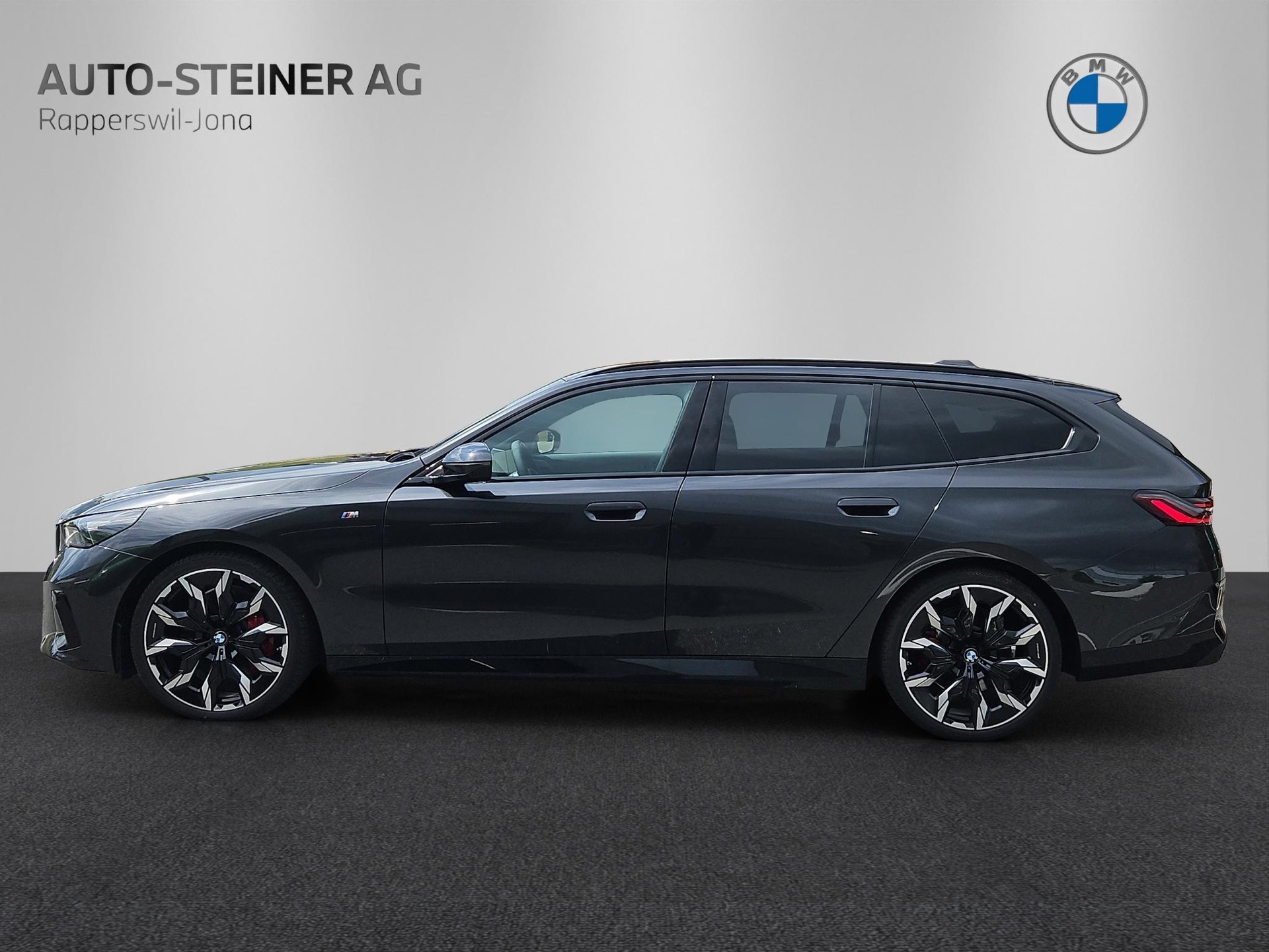 BMW 540d xDrive Touring-image-1