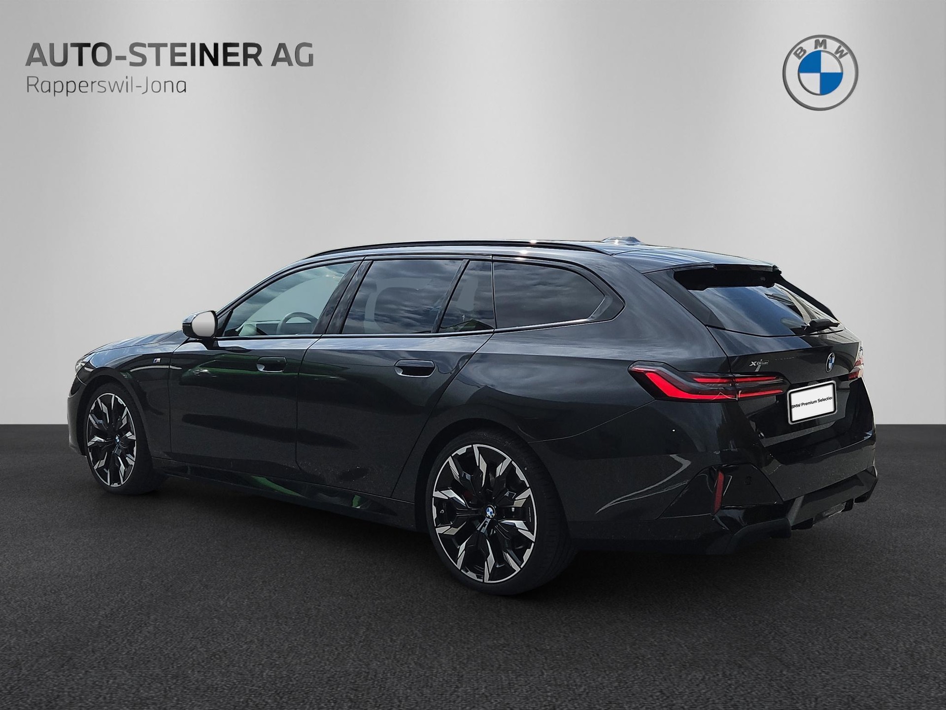 BMW 540d xDrive Touring-image-2