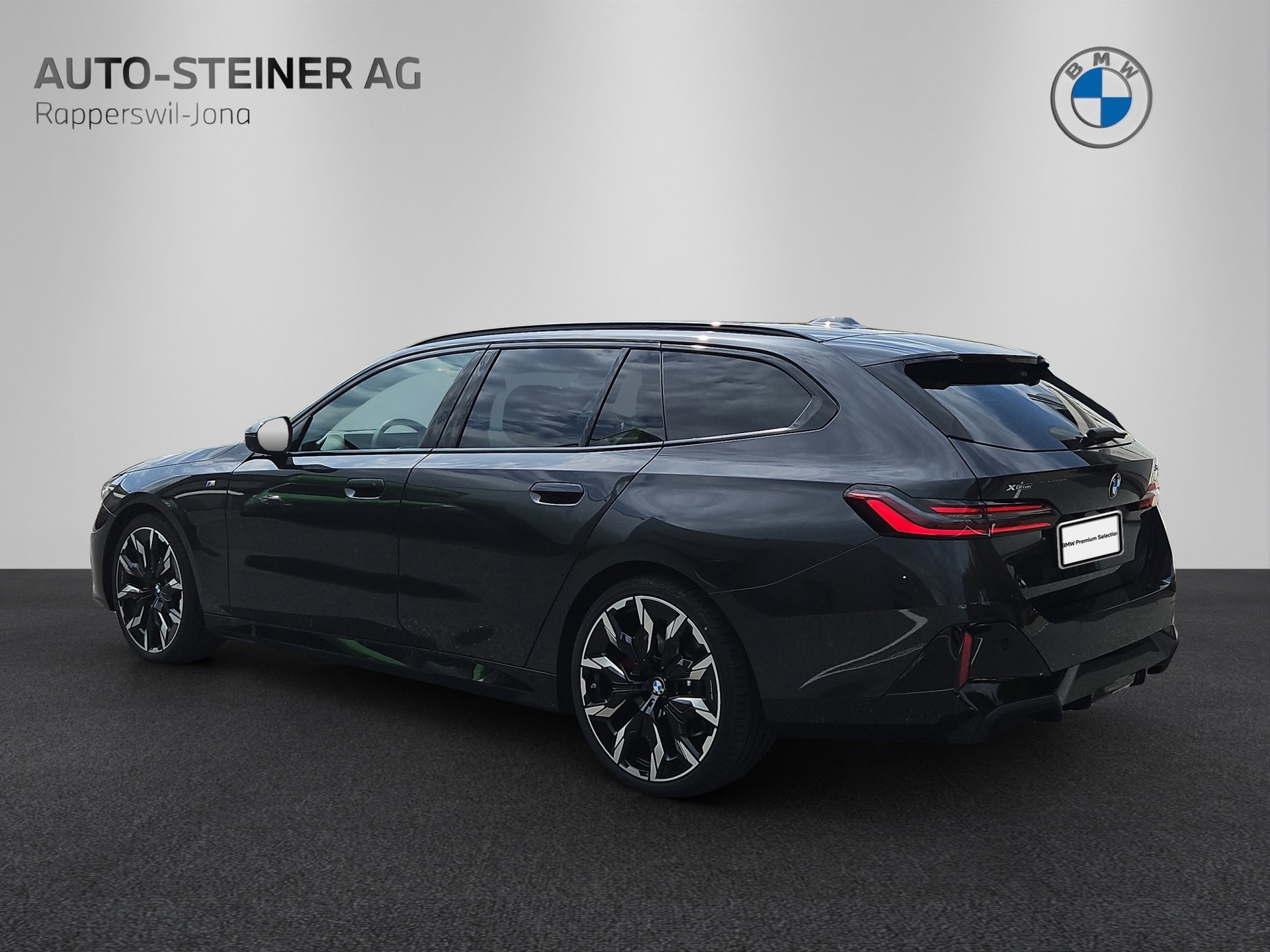 BMW 540d xDrive Touring-image-2