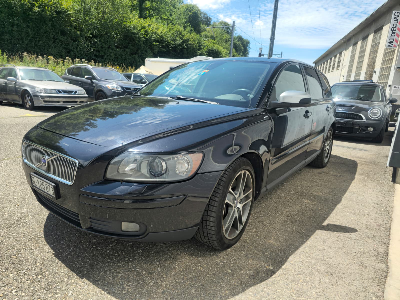 VOLVO V50 D5-image-1