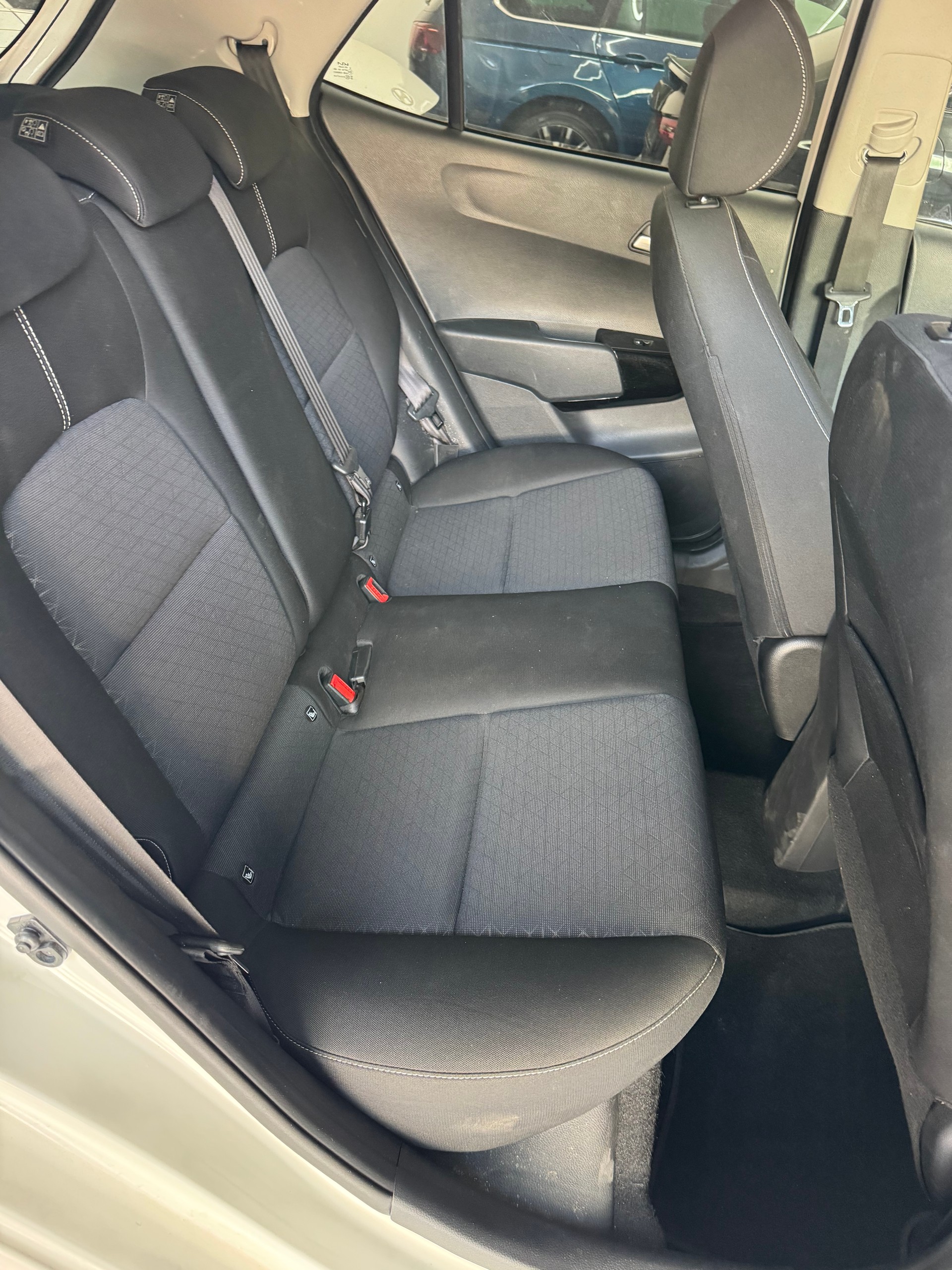 KIA Picanto 1.0 CVVT First Edition AMT-image-9