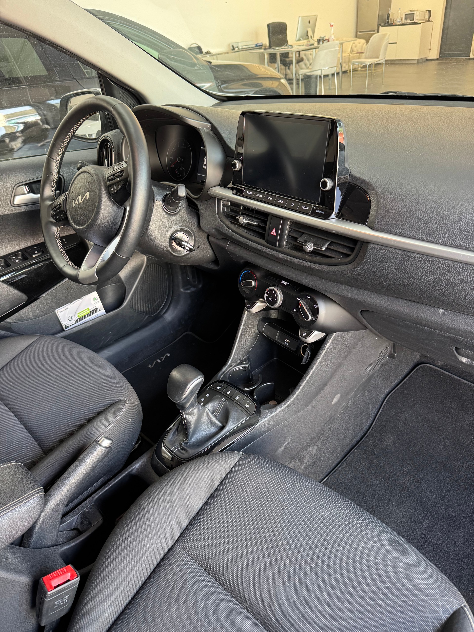 KIA Picanto 1.0 CVVT First Edition AMT-image-5