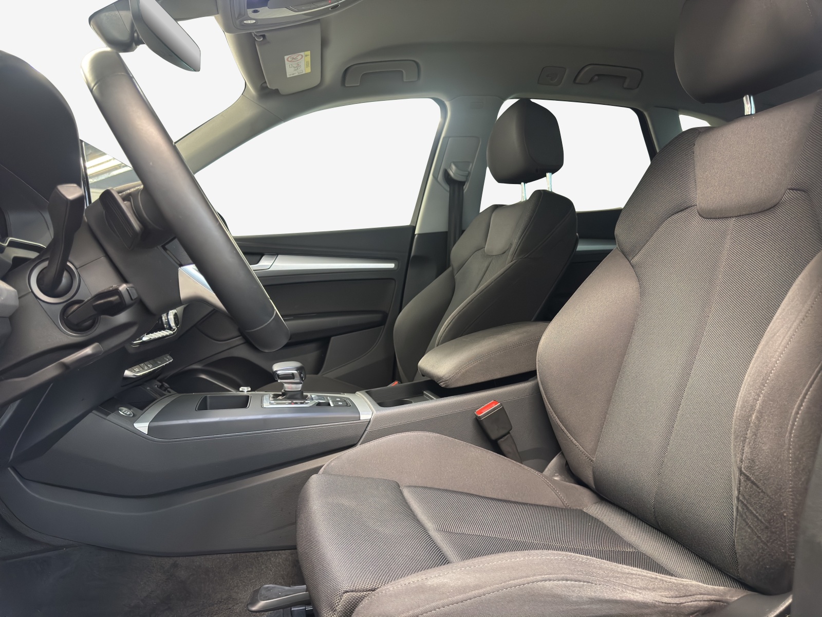 AUDI Q5 50 TFSI e PHEV quattro S-tronic-image-7