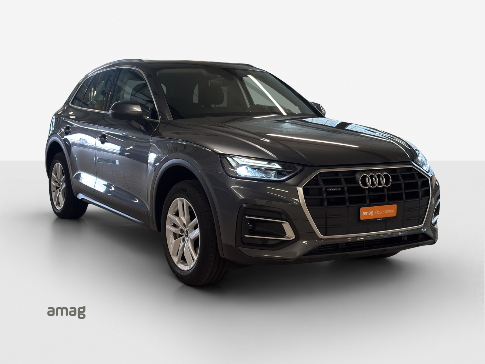 AUDI Q5 50 TFSI e PHEV quattro S-tronic-image-5