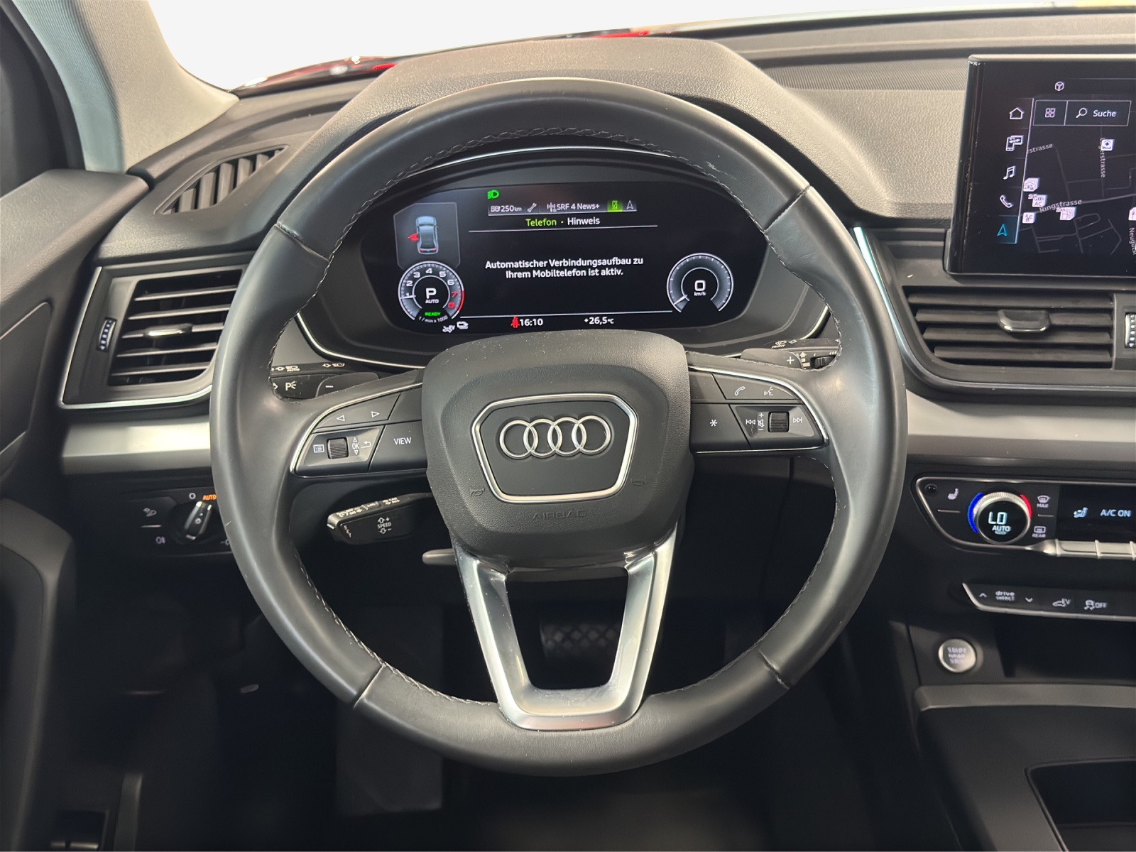 AUDI Q5 50 TFSI e PHEV quattro S-tronic-image-9