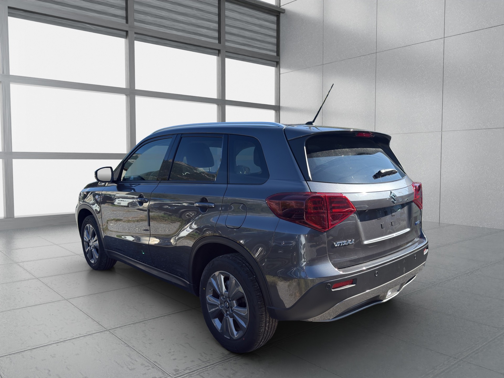 SUZUKI Vitara 1.4 Boosterjet Compact + 4x4 Hybrid Automatic-image-3
