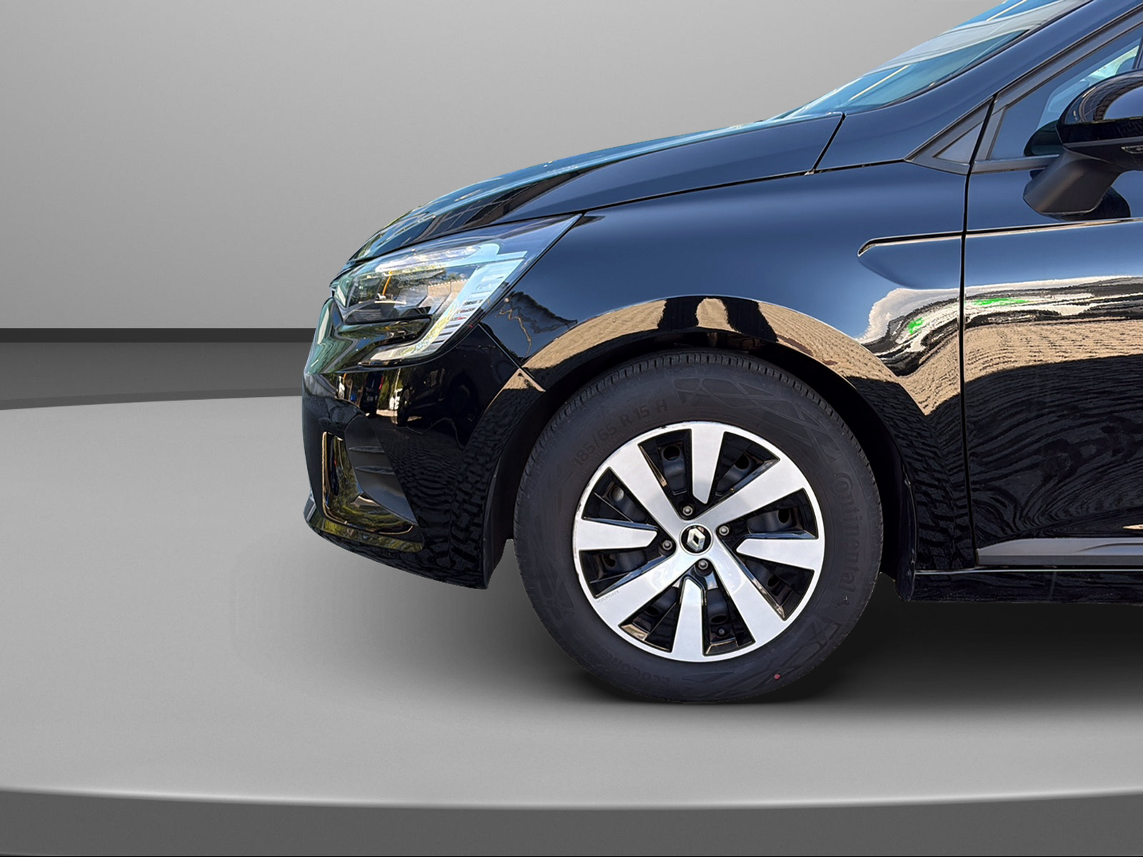 RENAULT Clio 1.0 Equilibre CVT-image-14