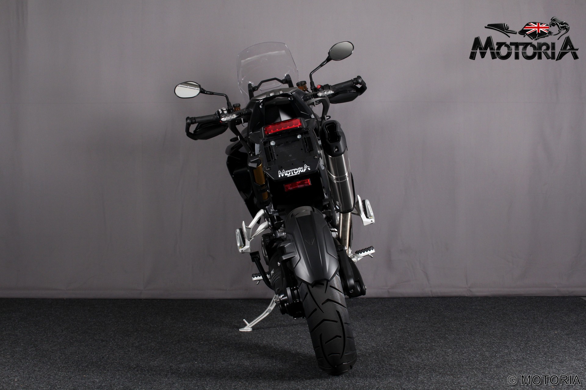 TRIUMPH Tiger 1200 GT Pro-showroom-element-3