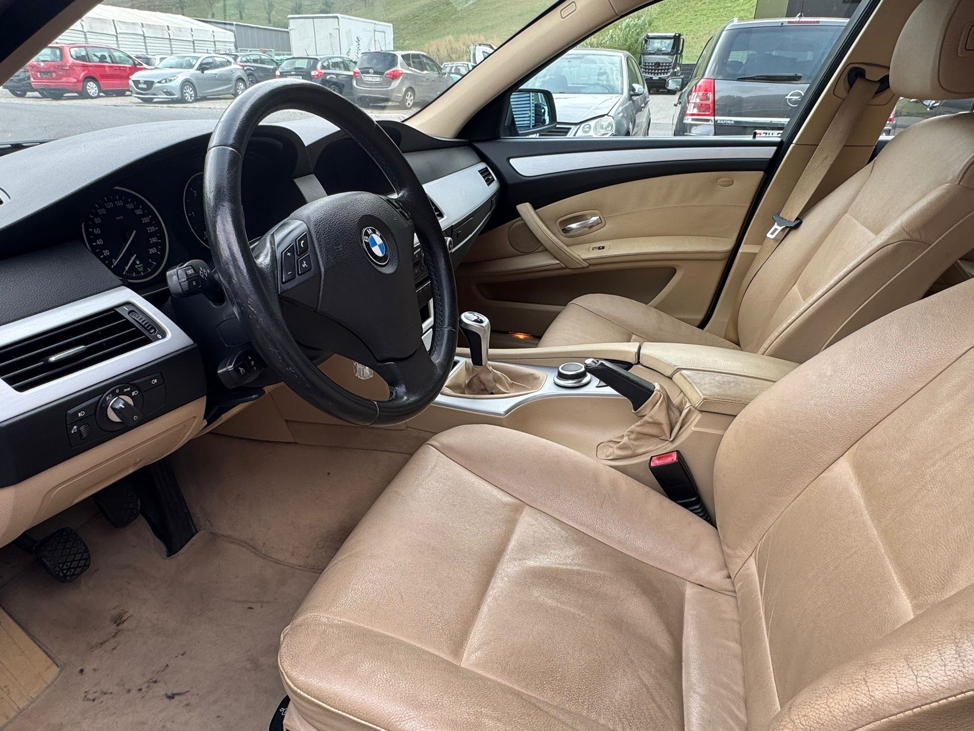 BMW 525d-image-4