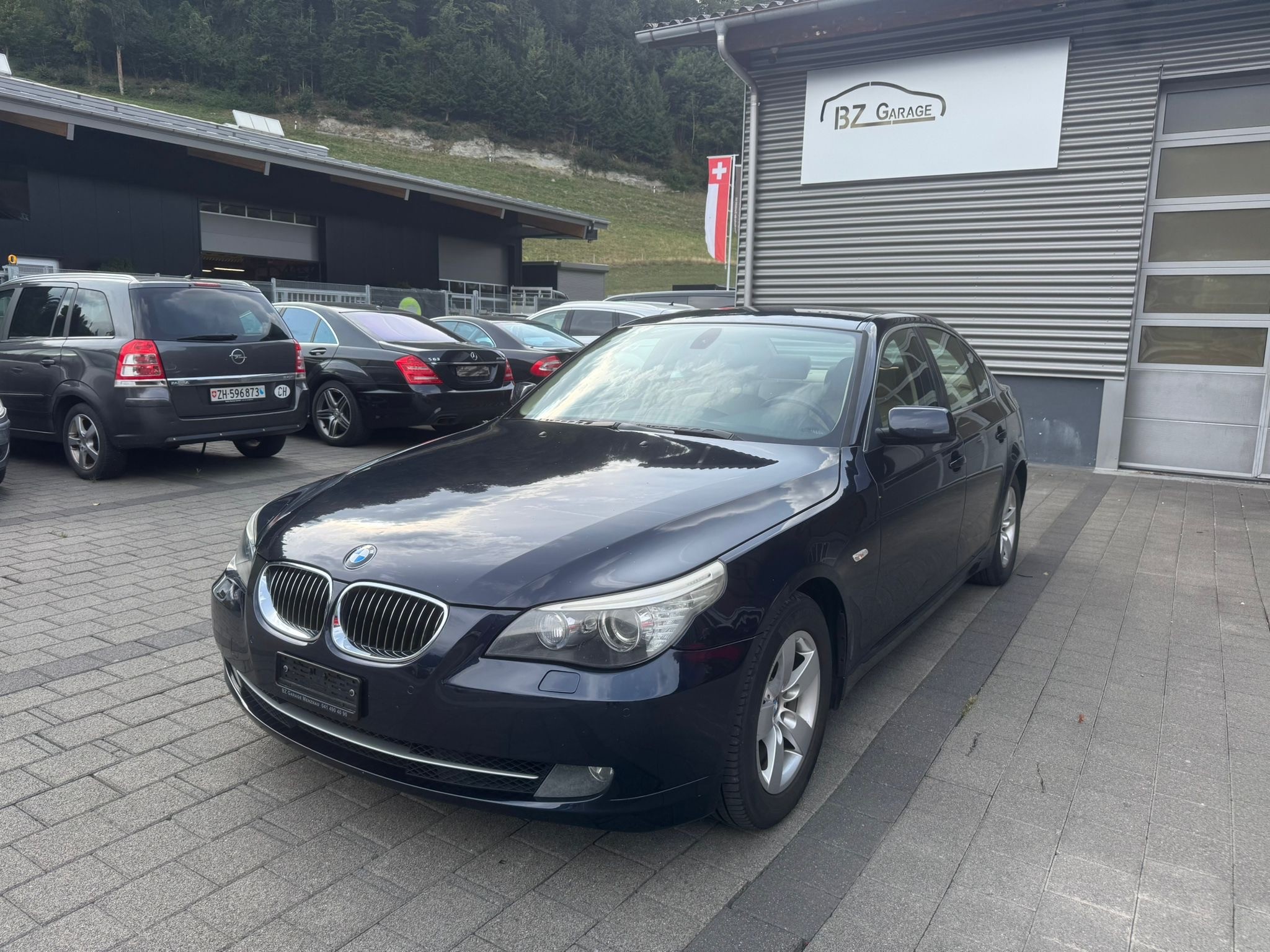 Car photo