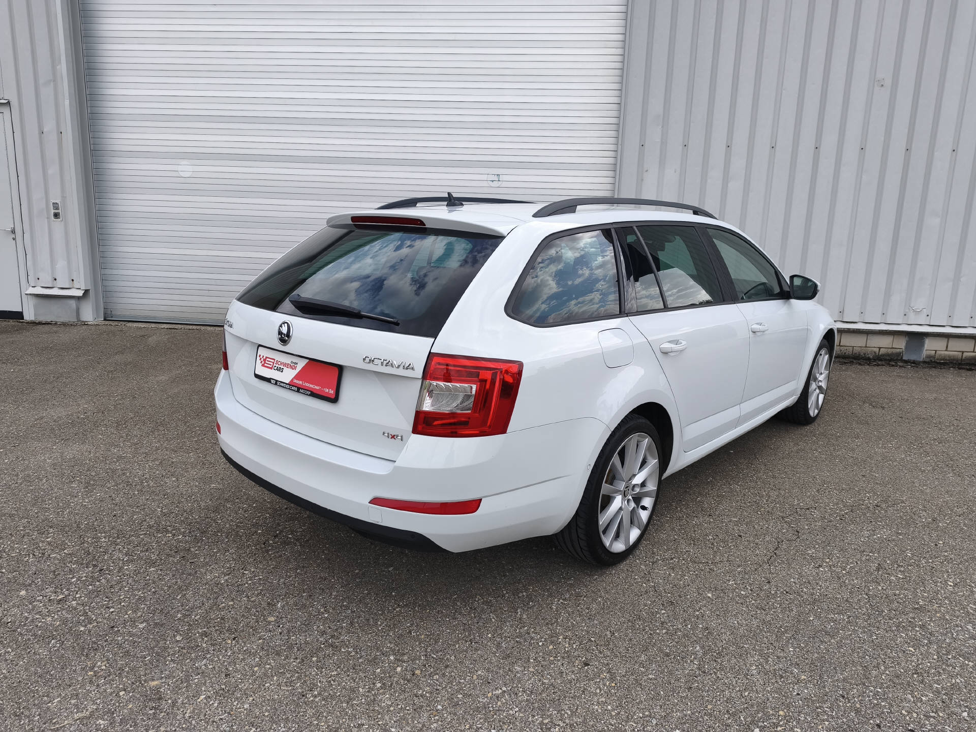 SKODA Octavia 2.0 TDI 184 Elegance 4x4 DSG-image-5