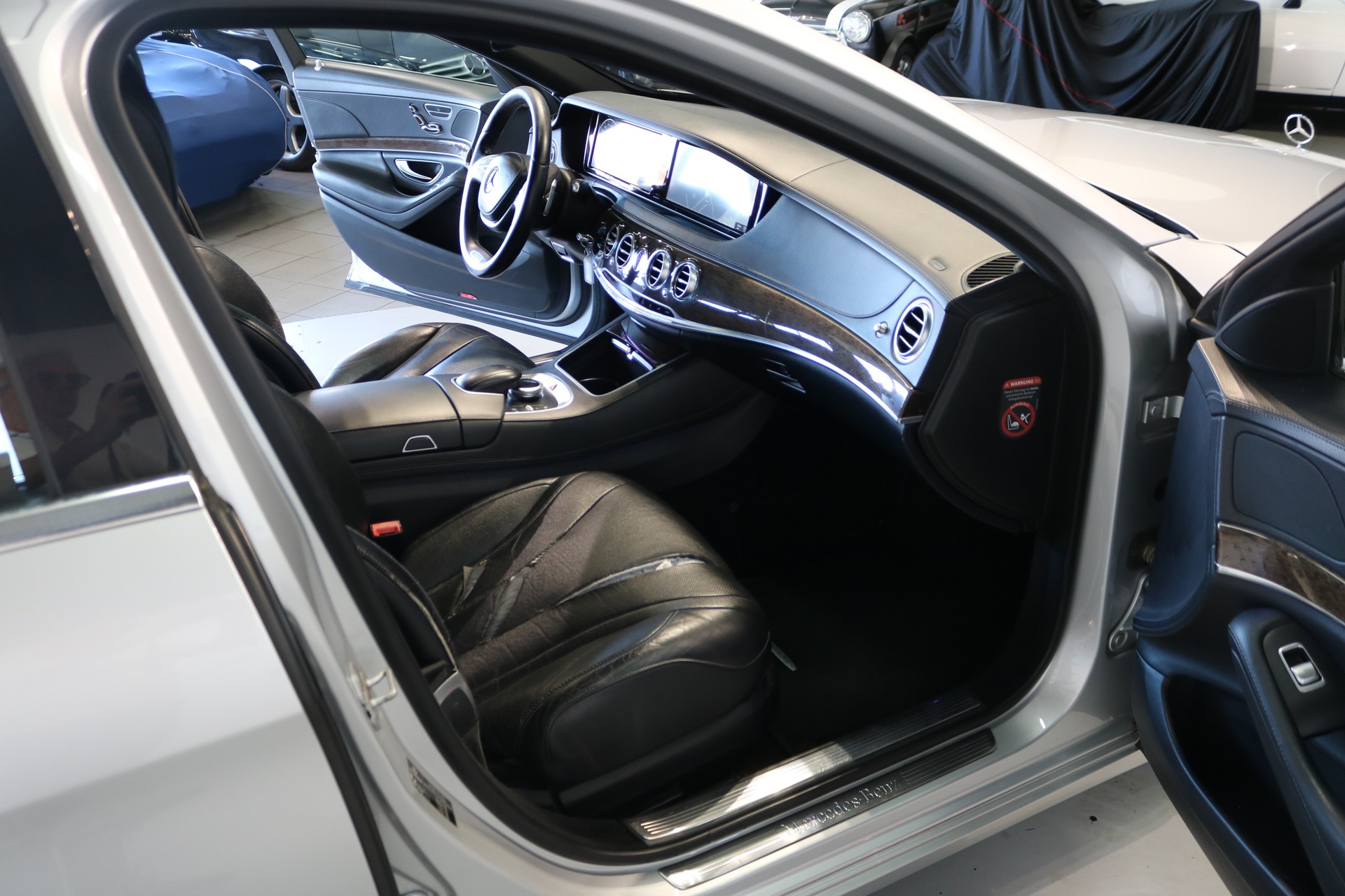 MERCEDES-BENZ S 400 4Matic L 7G-Tronic-image-36