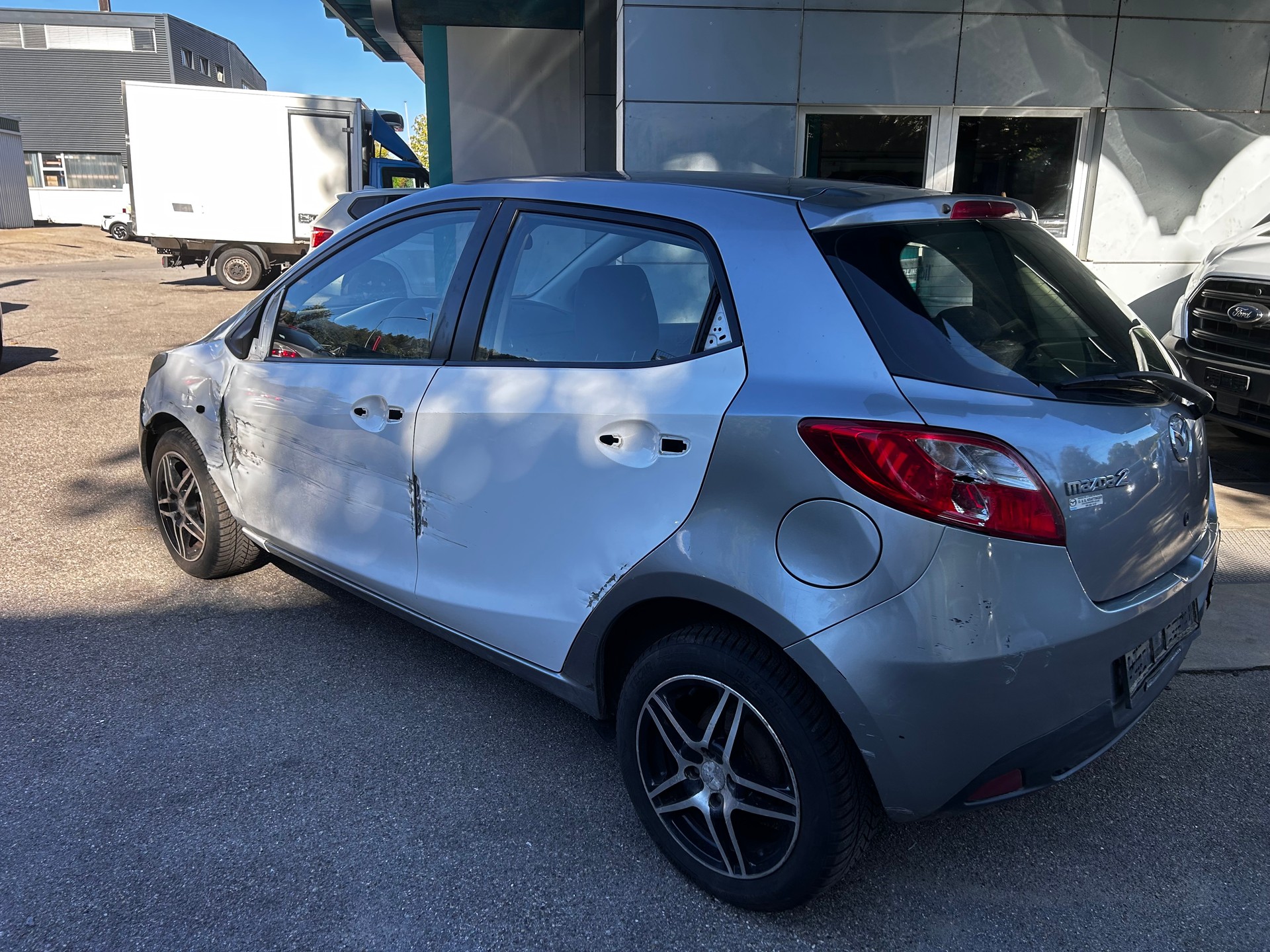 MAZDA 2 1.3i 16V Exclusive-image-6