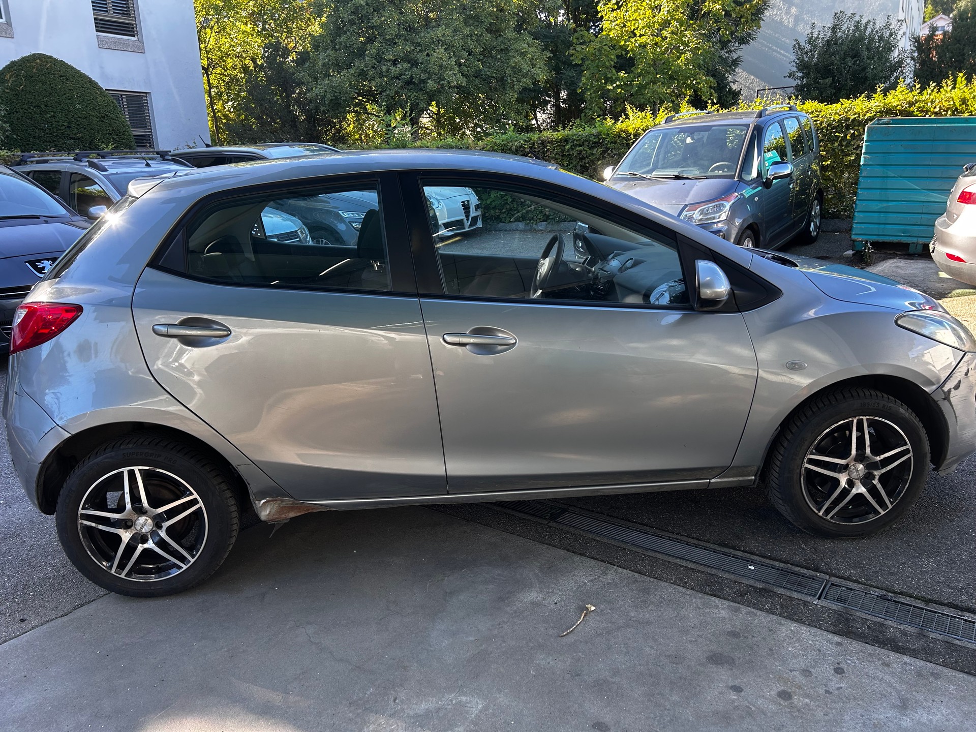 MAZDA 2 1.3i 16V Exclusive-image-3