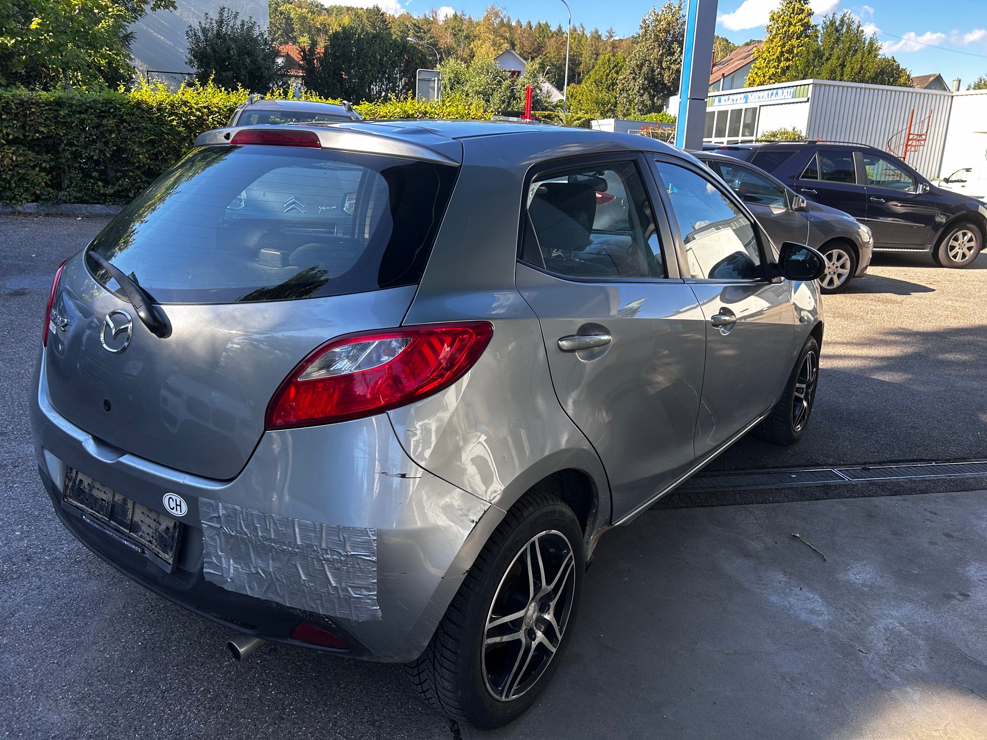 MAZDA 2 1.3i 16V Exclusive-image-5