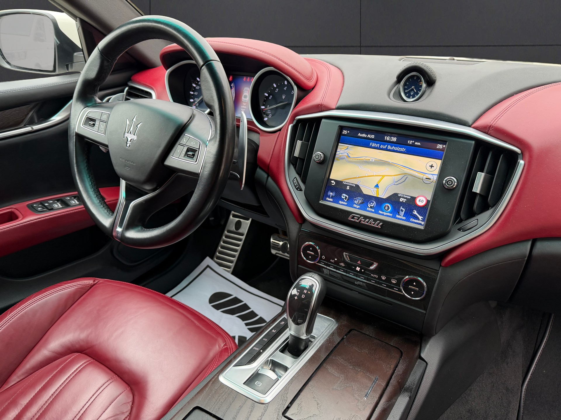 MASERATI Ghibli S Q4 3.0 V6 Automatica-image-18