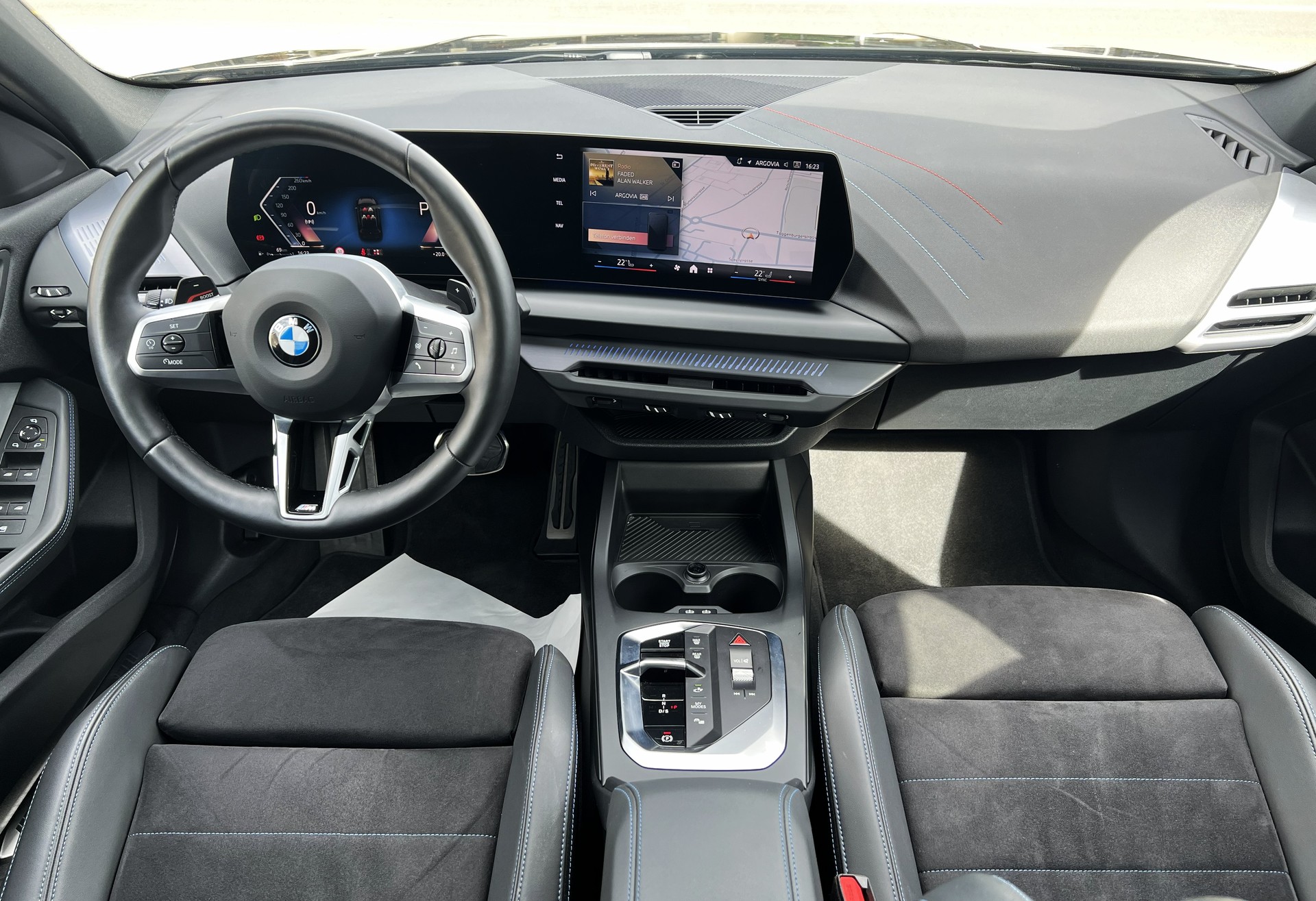 BMW 120 M Sport Steptronic-image-6