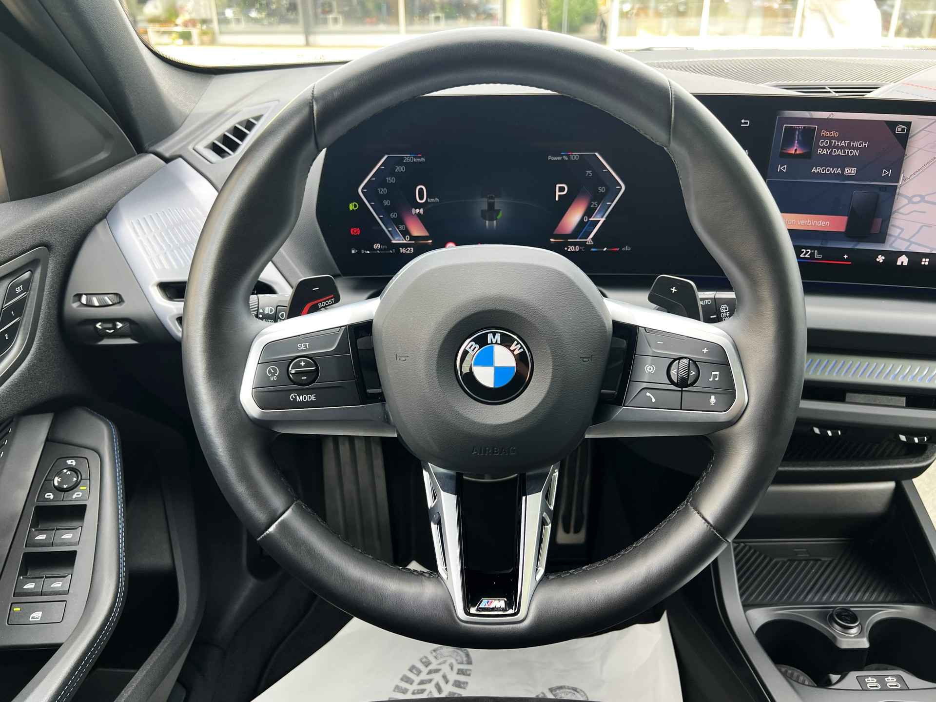 BMW 120 M Sport Steptronic-image-7