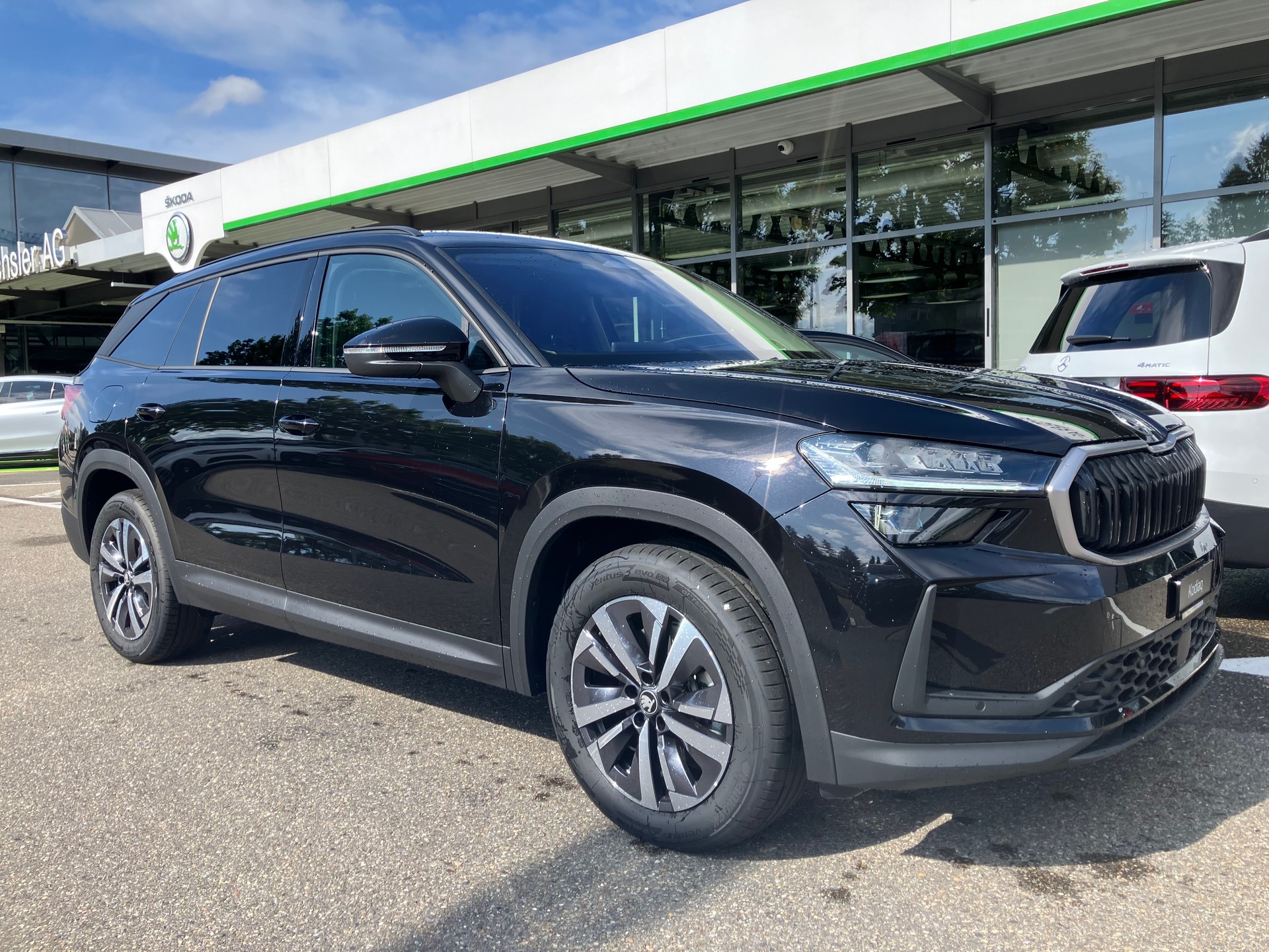SKODA Kodiaq 2.0 TSI Dynamic 4x4 DSG-image-1