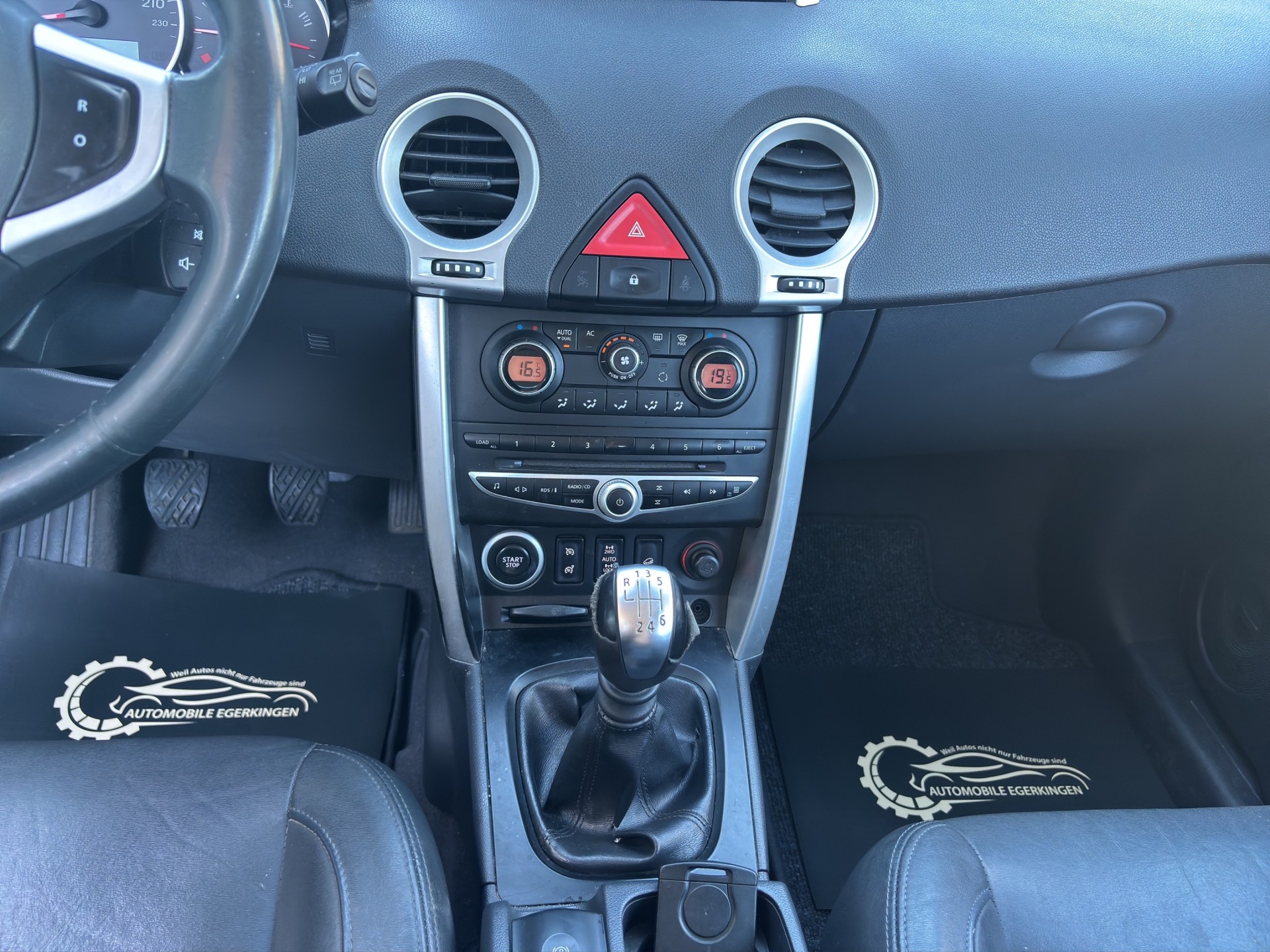 RENAULT Koleos 2.5 Dynamique 4x4-image-14