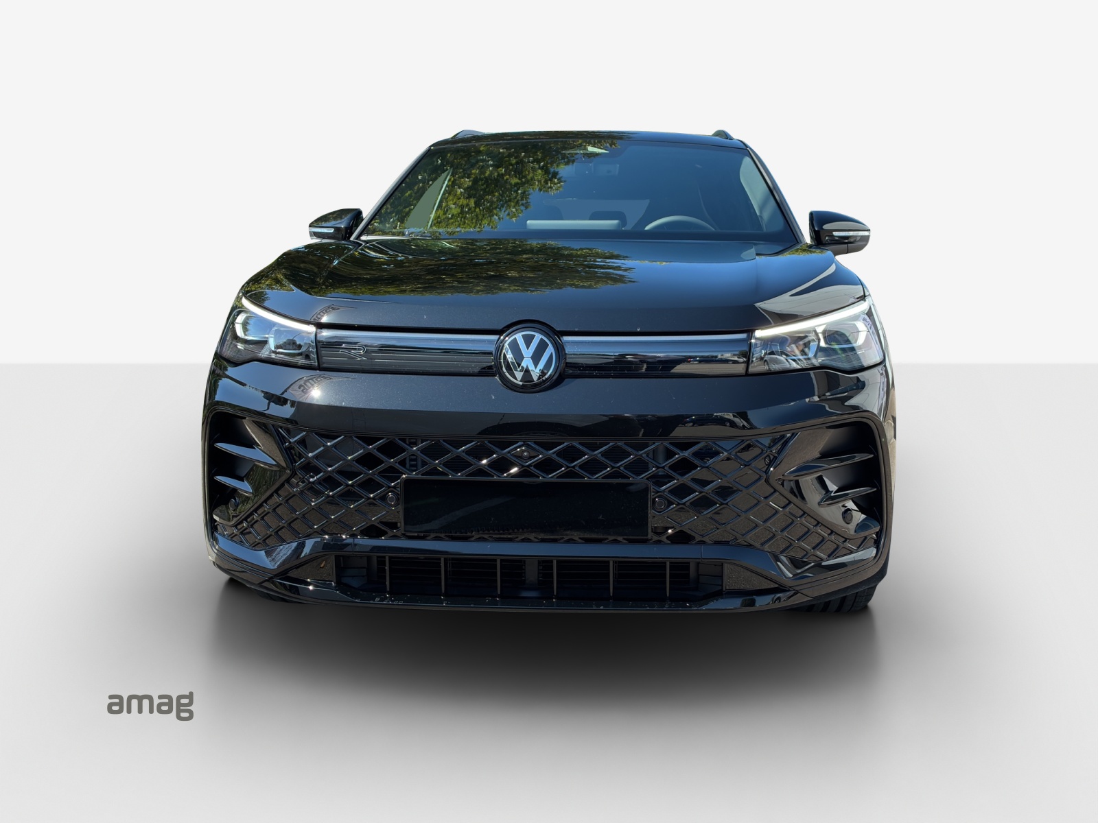 VW Tiguan 2.0 TSI DSG R-Line Plus 4Motion-image-6