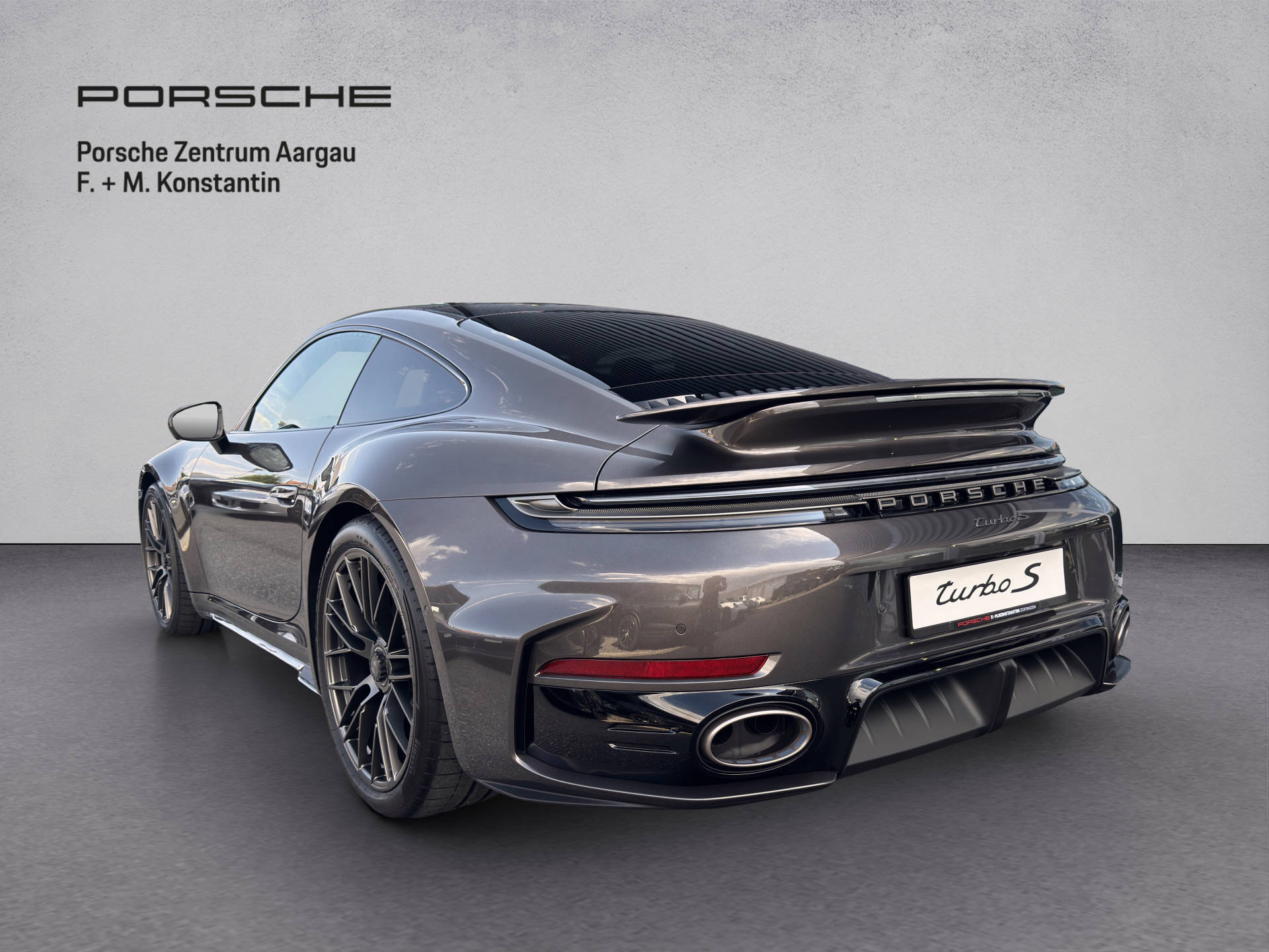 PORSCHE 911 Turbo S-image-3