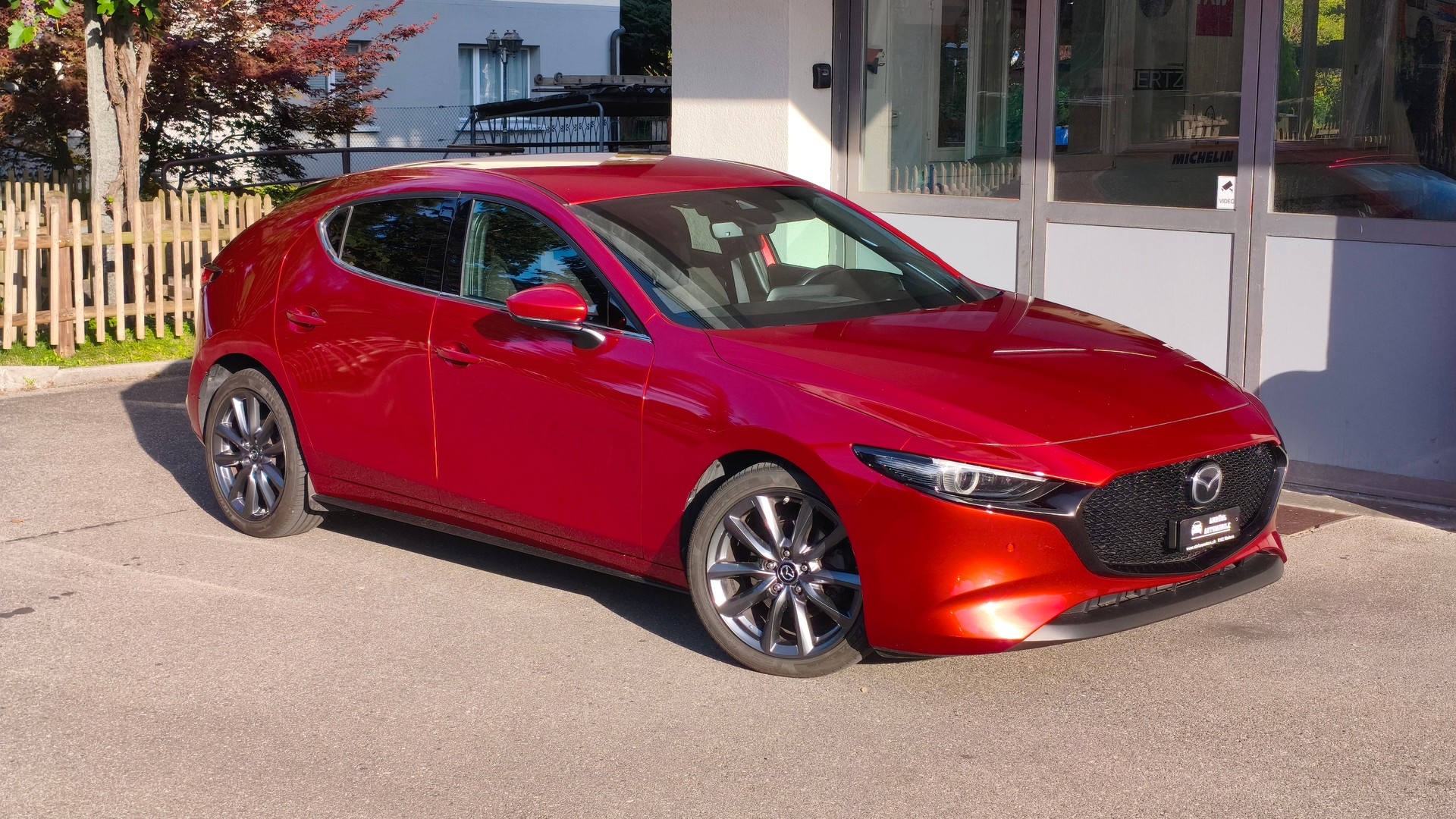 MAZDA 3 Hatchback SKYACTIV-G M Hybrid 122 Revolution-image-0