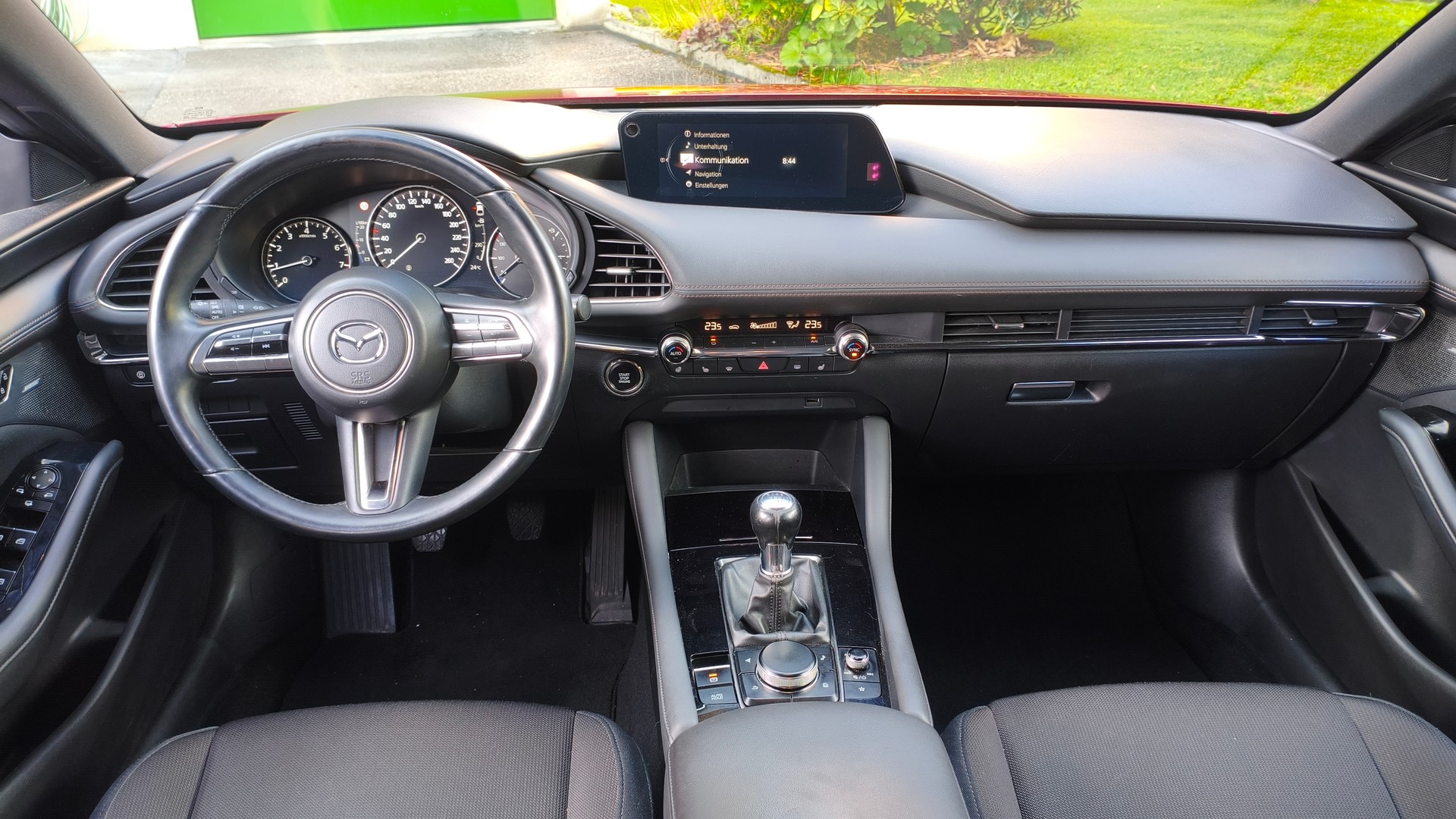 MAZDA 3 Hatchback SKYACTIV-G M Hybrid 122 Revolution-image-7