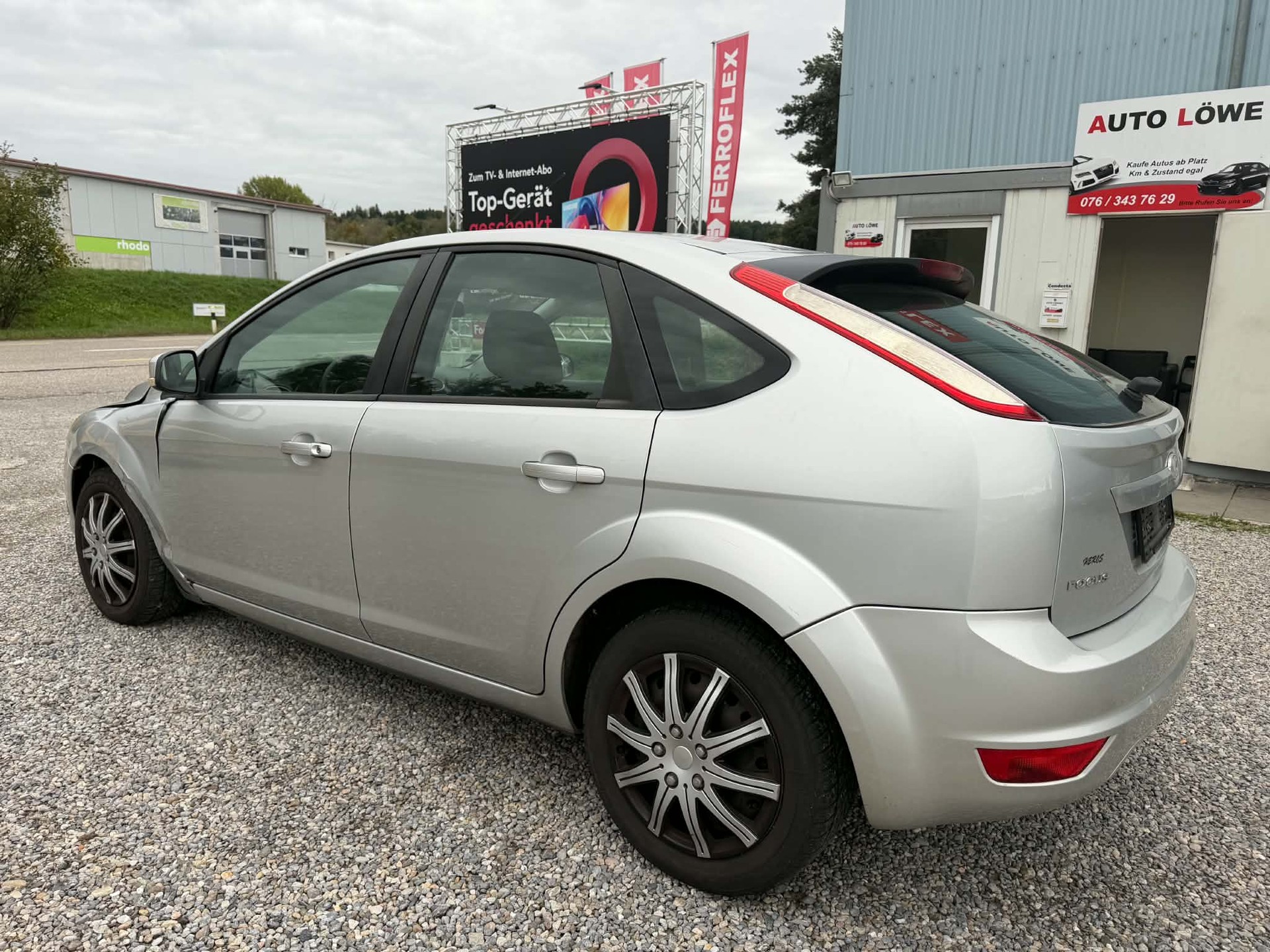 FORD Focus 2.0i Carving Automatic-image-7