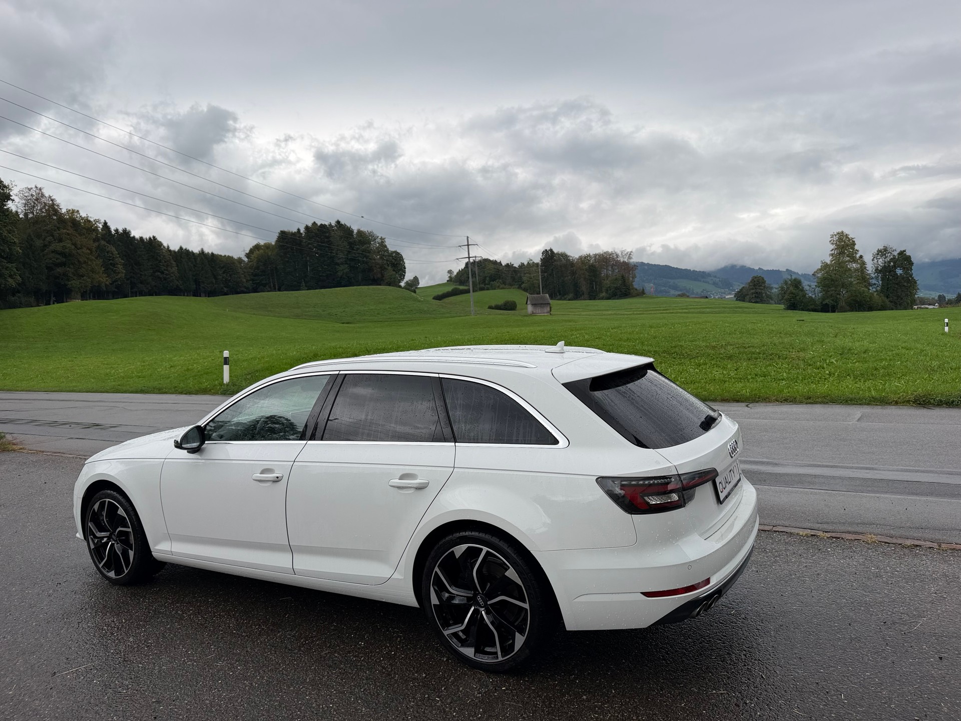 AUDI A4 Avant 2.0 TDI Sport quattro S-tronic-image-1