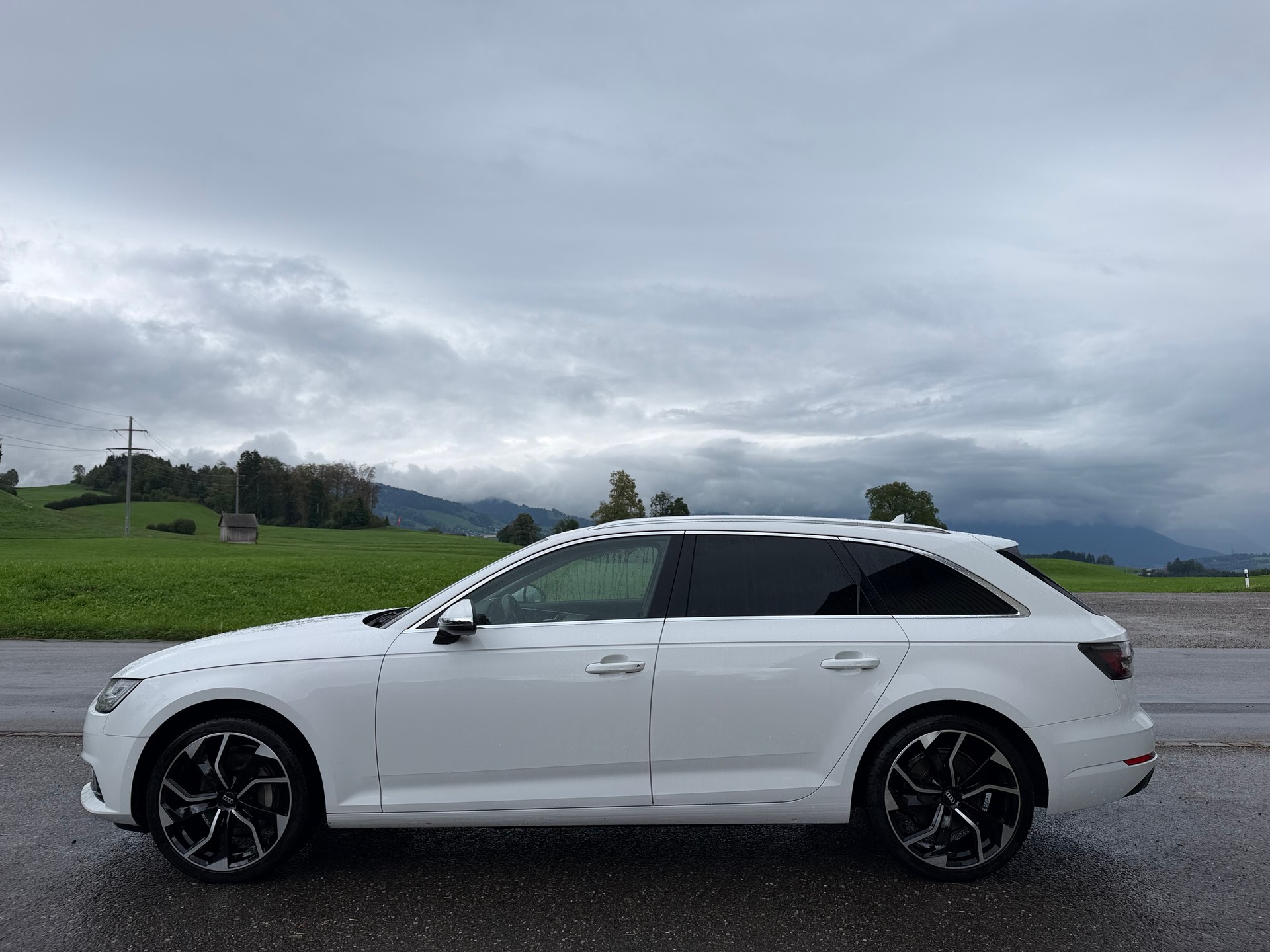 AUDI A4 Avant 2.0 TDI Sport quattro S-tronic-image-0