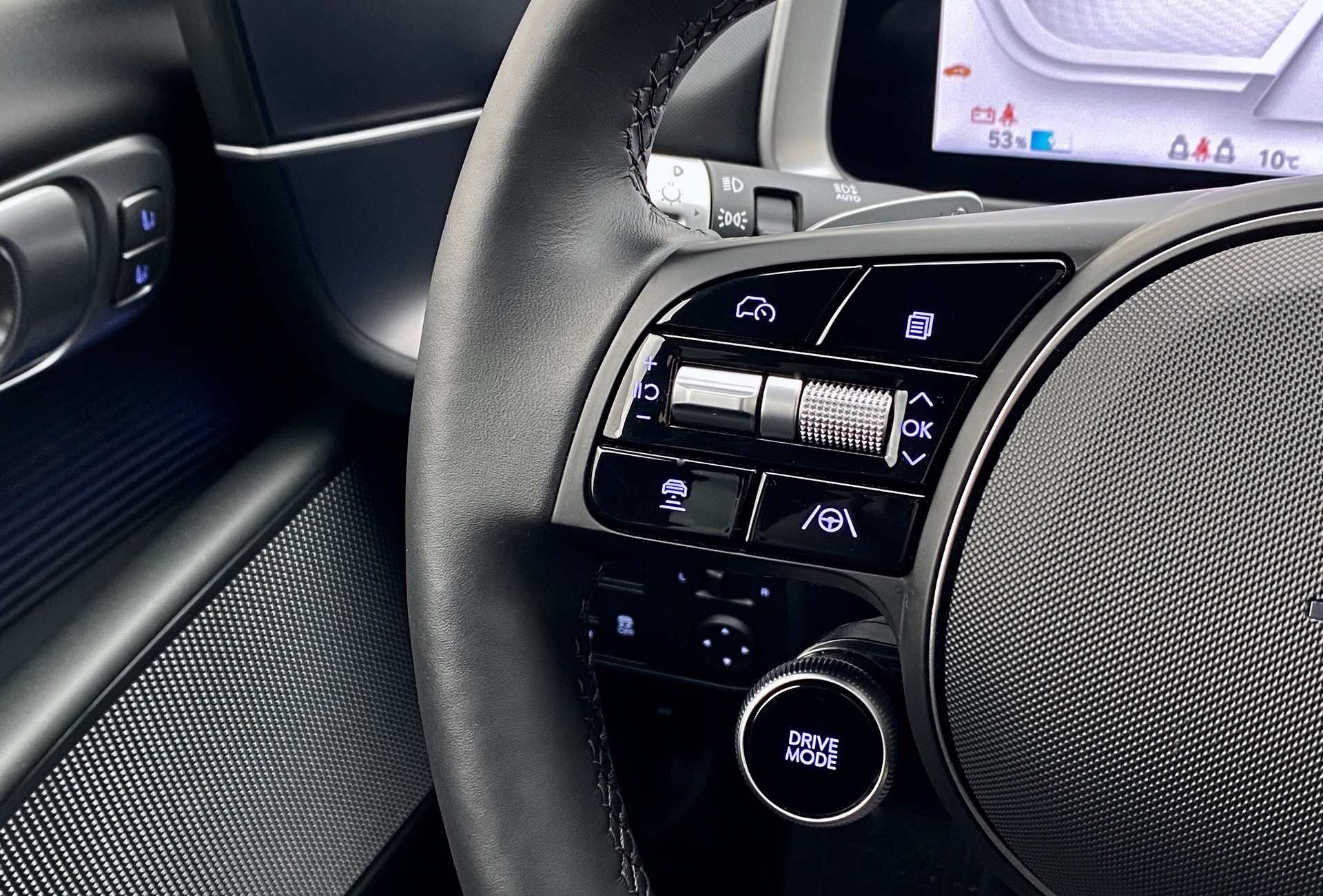 HYUNDAI Ioniq 6 *77kWh*Swiss*Launch Edition*4WD*-image-11