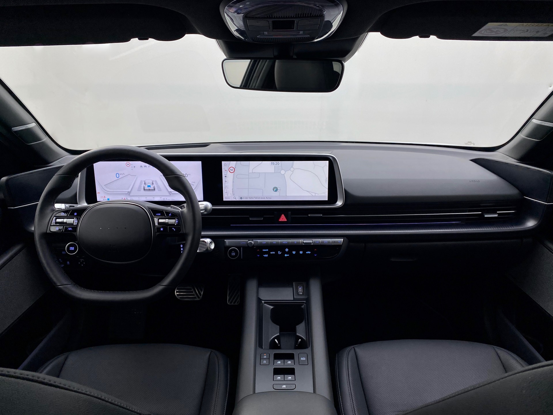 HYUNDAI Ioniq 6 *77kWh*Swiss*Launch Edition*4WD*-image-9